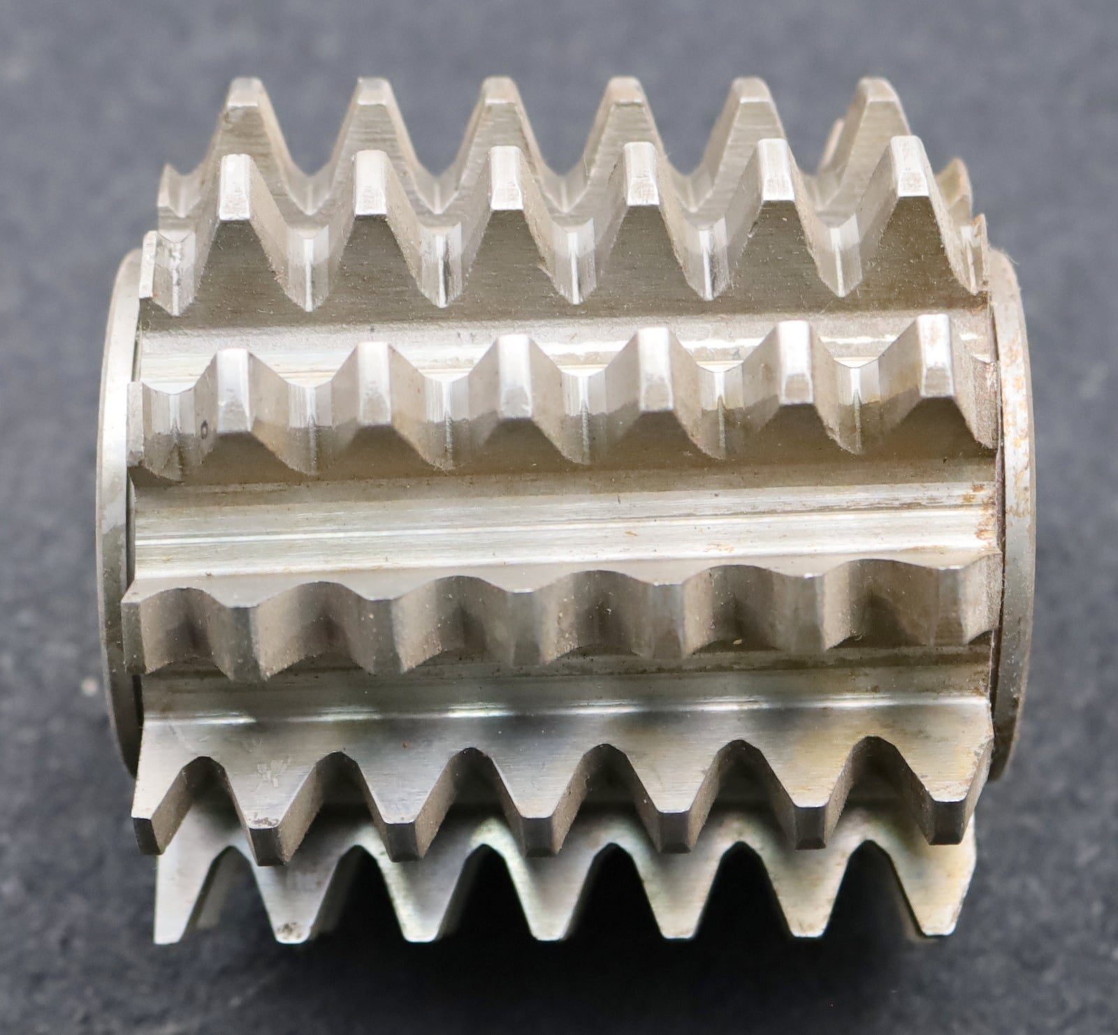 Bild des Artikels PWS-Zahnrad-Wälzfräser-m=-4,0mm-EGW-20°-BPII-nach-DIN-3972-Ø90x78xØ32mm-mit-LKN