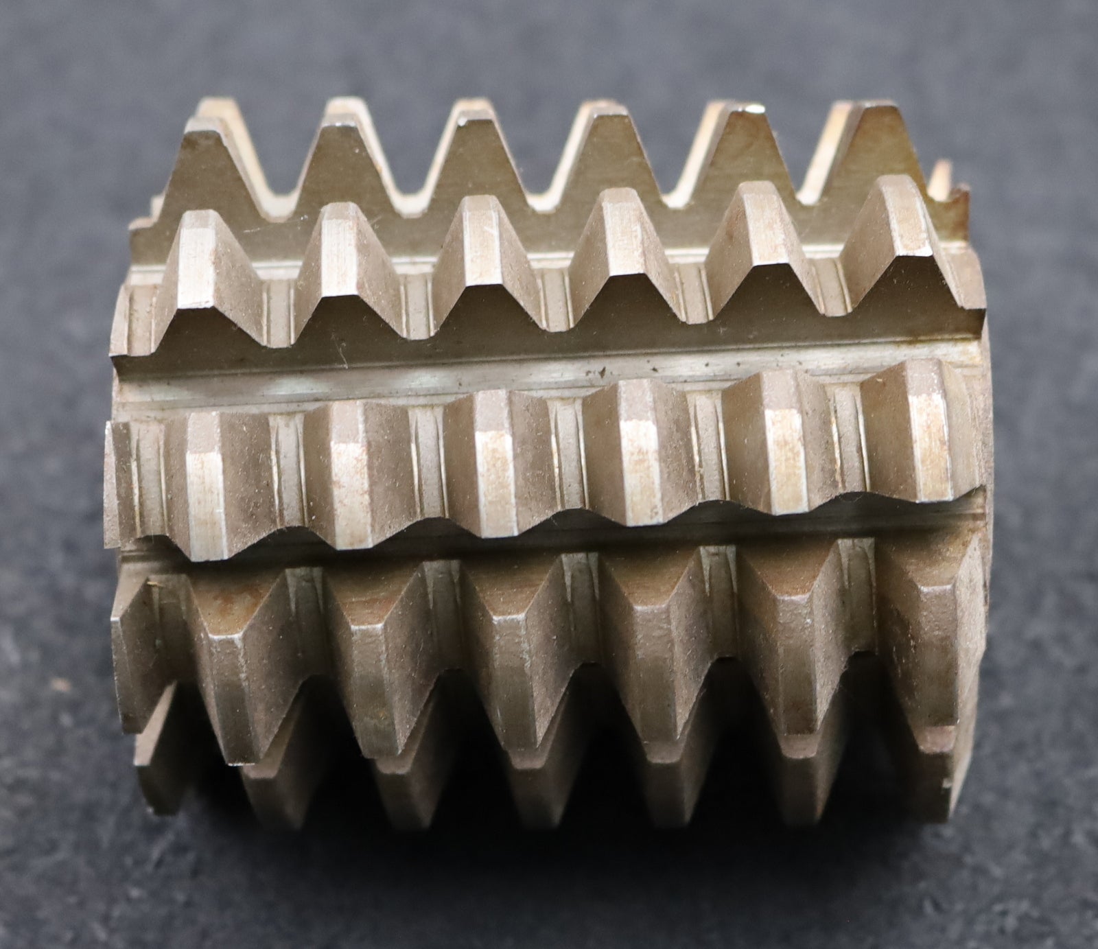 Bild des Artikels NOVAX-Zahnrad-Wälzfräser-m=-4,5mm-EGW-20°-Ø82x91xØ32mm-mit-LKN-1gg.-Rechts