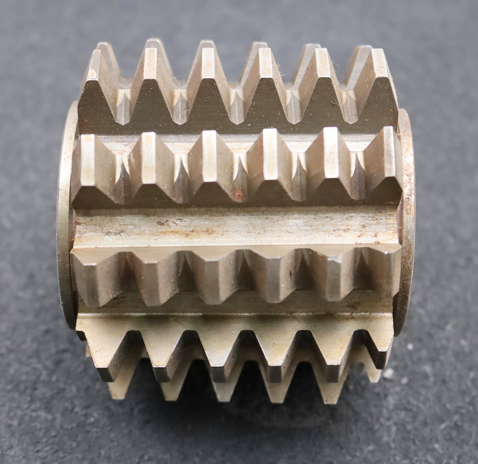 Bild des Artikels Zahnrad-Wälzfräser-m=-4,0mm-EGW-20°-BPII-nach-DIN-3972-Ø87x89xØ32mm-mit-LKN