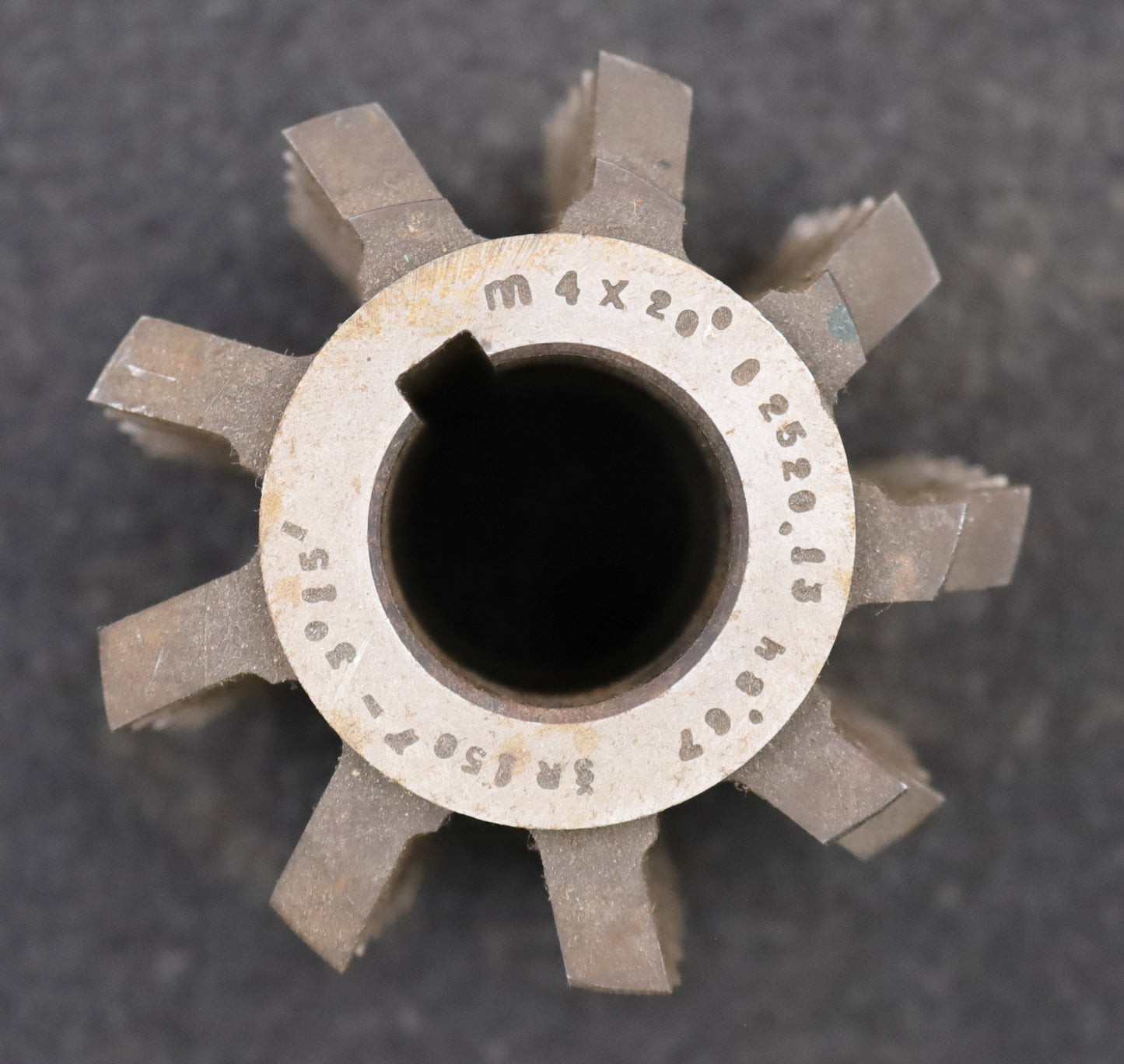 Bild des Artikels Zahnrad-Wälzfräser-m=-4,0mm-EGW-20°-Ø76x70xØ27mm-mit-LKN-1gg.-Rechts