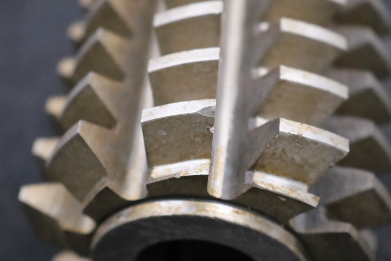 Bild des Artikels FETTE-Zahnrad-Wälzfräser-m=-4,0mm-EGW-20°-BPI-nach-DIN-3972-Ø78x80xØ27mm-mit-LKN