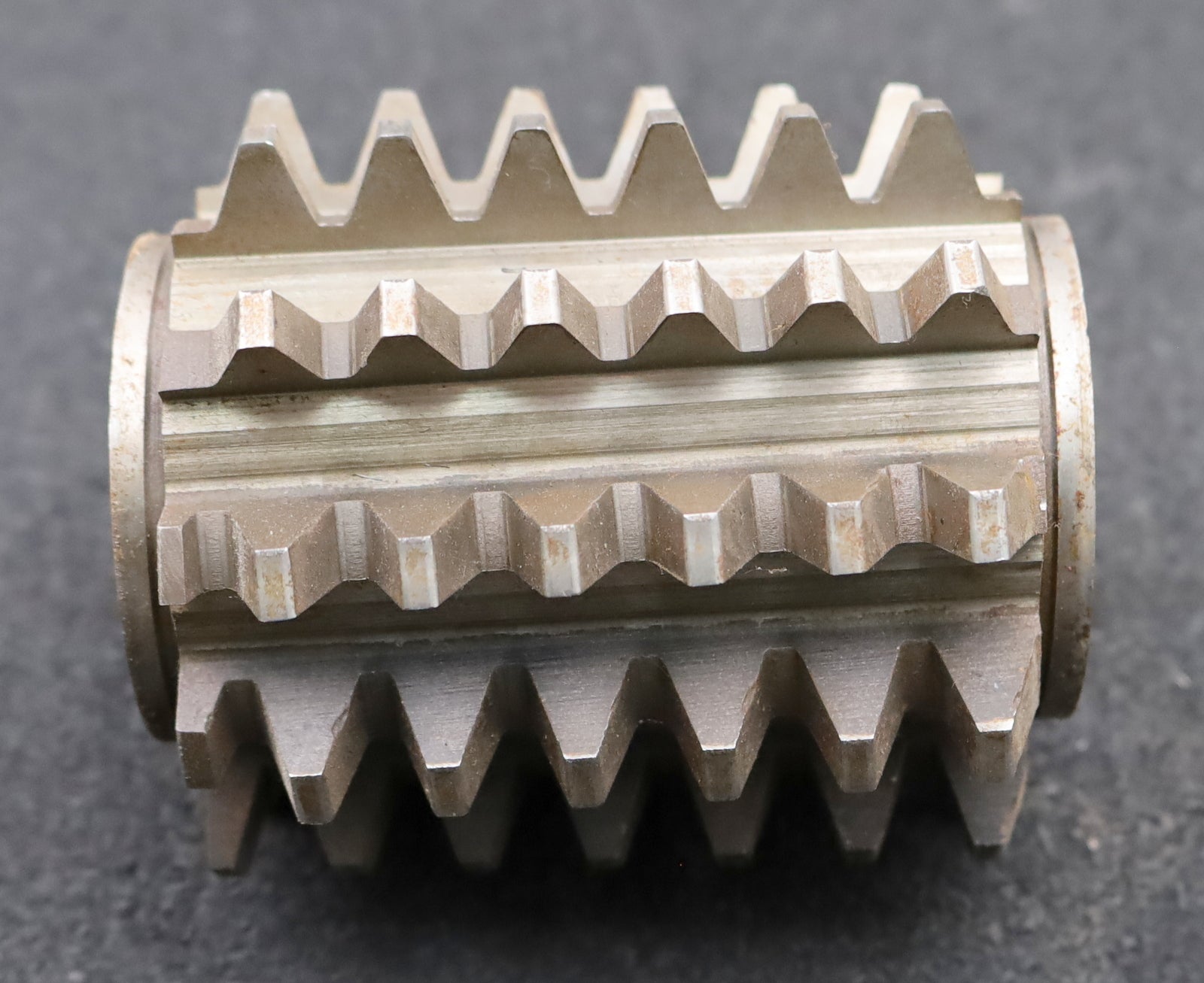 Bild des Artikels Zahnrad-Wälzfräser-m=-4,0mm-EGW-20°-Ø78x90xØ27mm-1gg.-Rechts-spiralgenutet-!-LKN