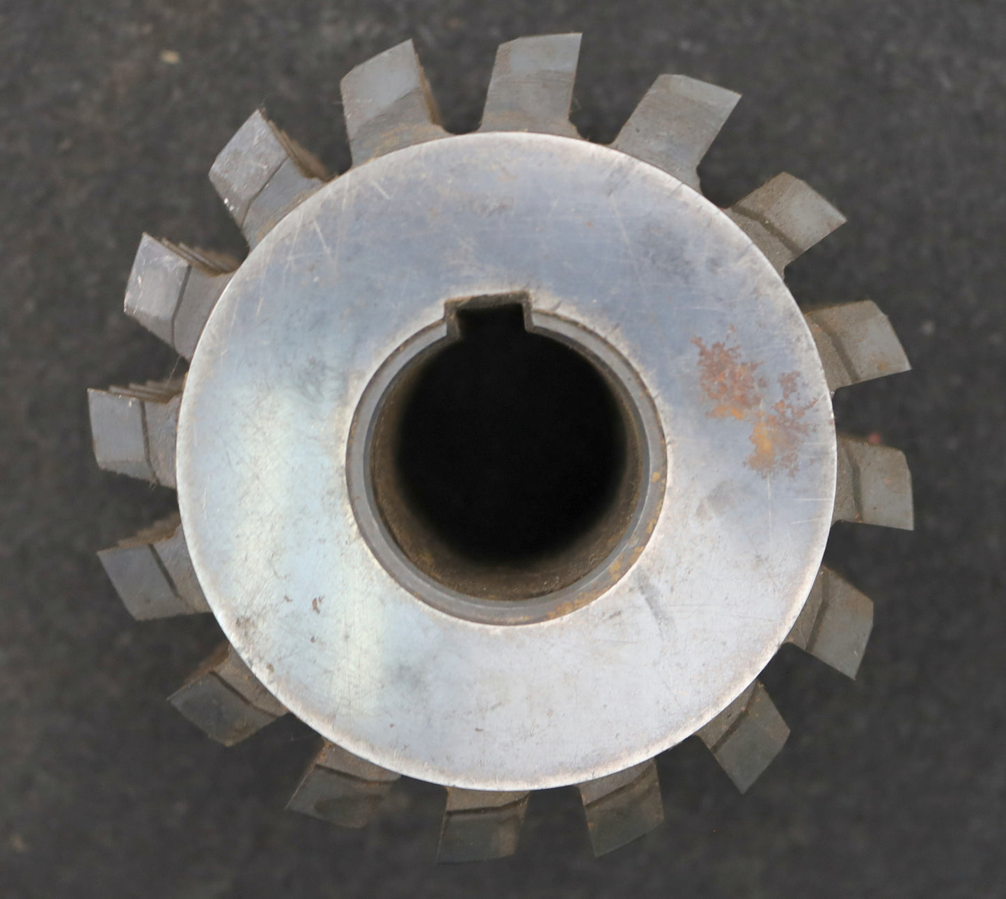 Bild des Artikels KLINGELNBERG-Zahnrad-Wälzfräser-m=-3,5mm-EGW-20°-BPII-DIN-3972-Ø108x106xØ32mm