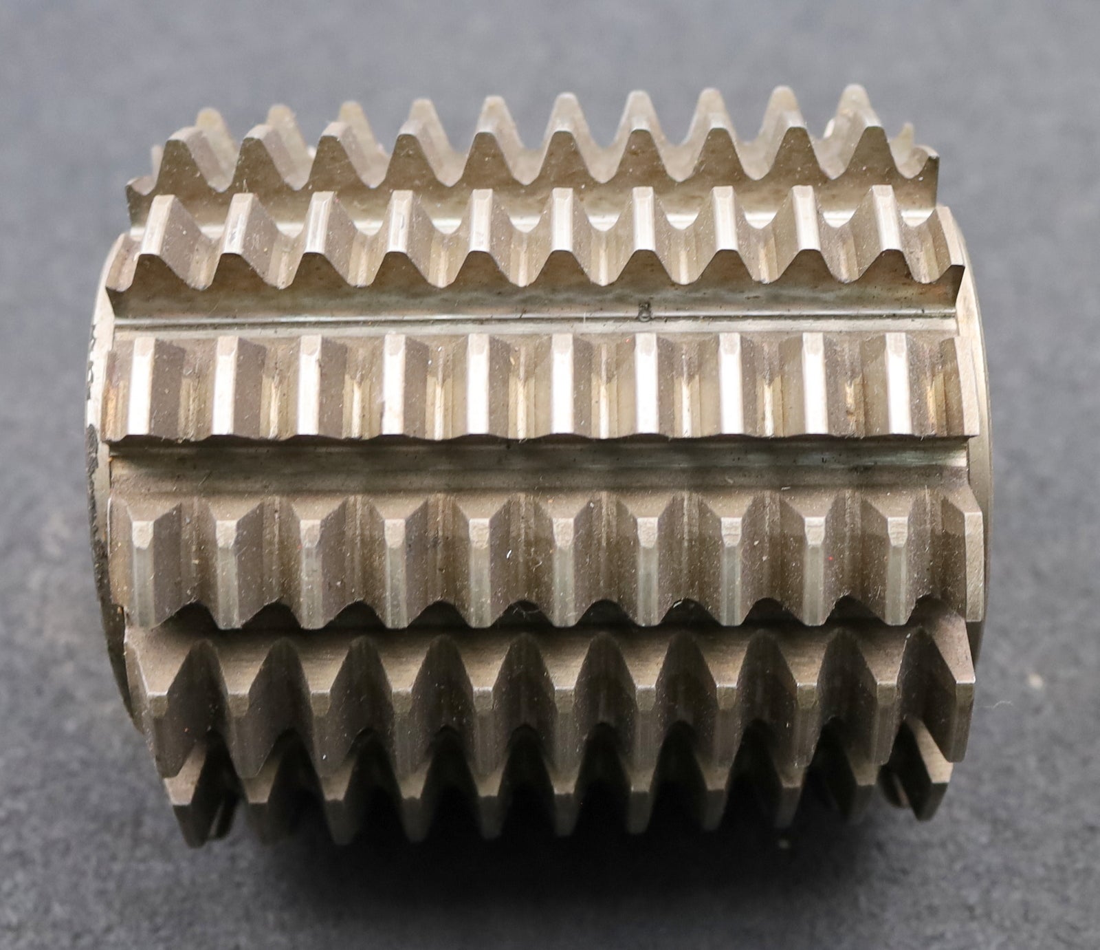 Bild des Artikels PWS-Zahnrad-Wälzfräser-m=-3,0mm-EGW-20°-Ø100x108xØ40mm-LKN-BPII-nach-DIN-3972