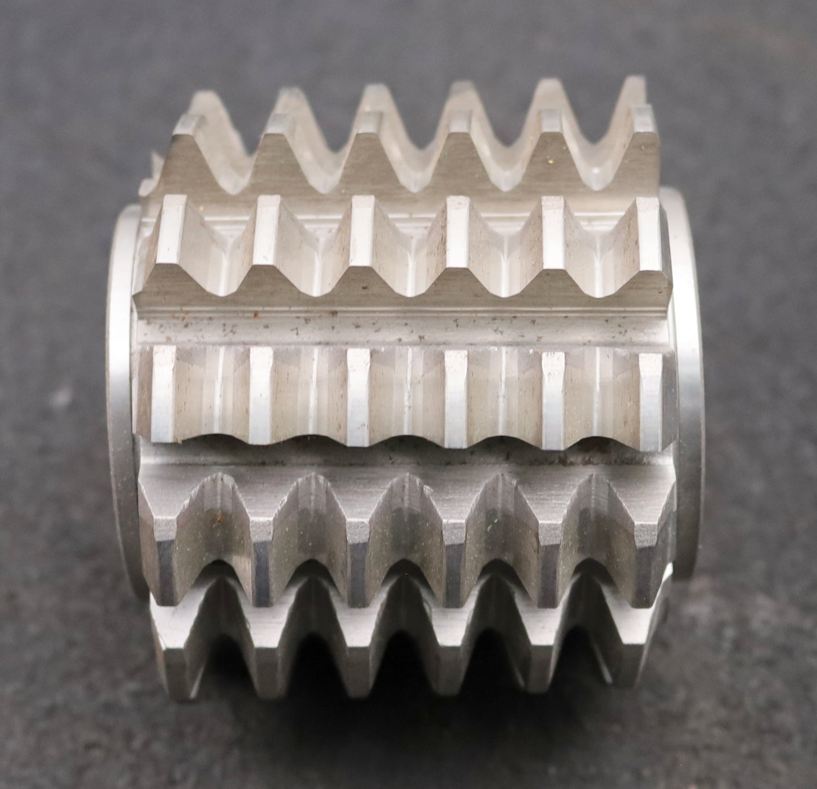 Bild des Artikels PWS-Zahnrad-Wälzfräser-m=-3,5mm-EGW-20°-BPII-nach-DIN-3972-Ø80x71xØ32mm-LKN