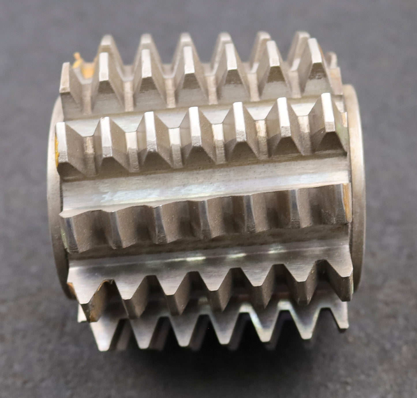 Bild des Artikels PWS-Zahnrad-Wälzfräser-m=-3,0mm-EGW-20°-Ø80x71xØ32mm-LKN-BPIII-nach-DIN-3972-