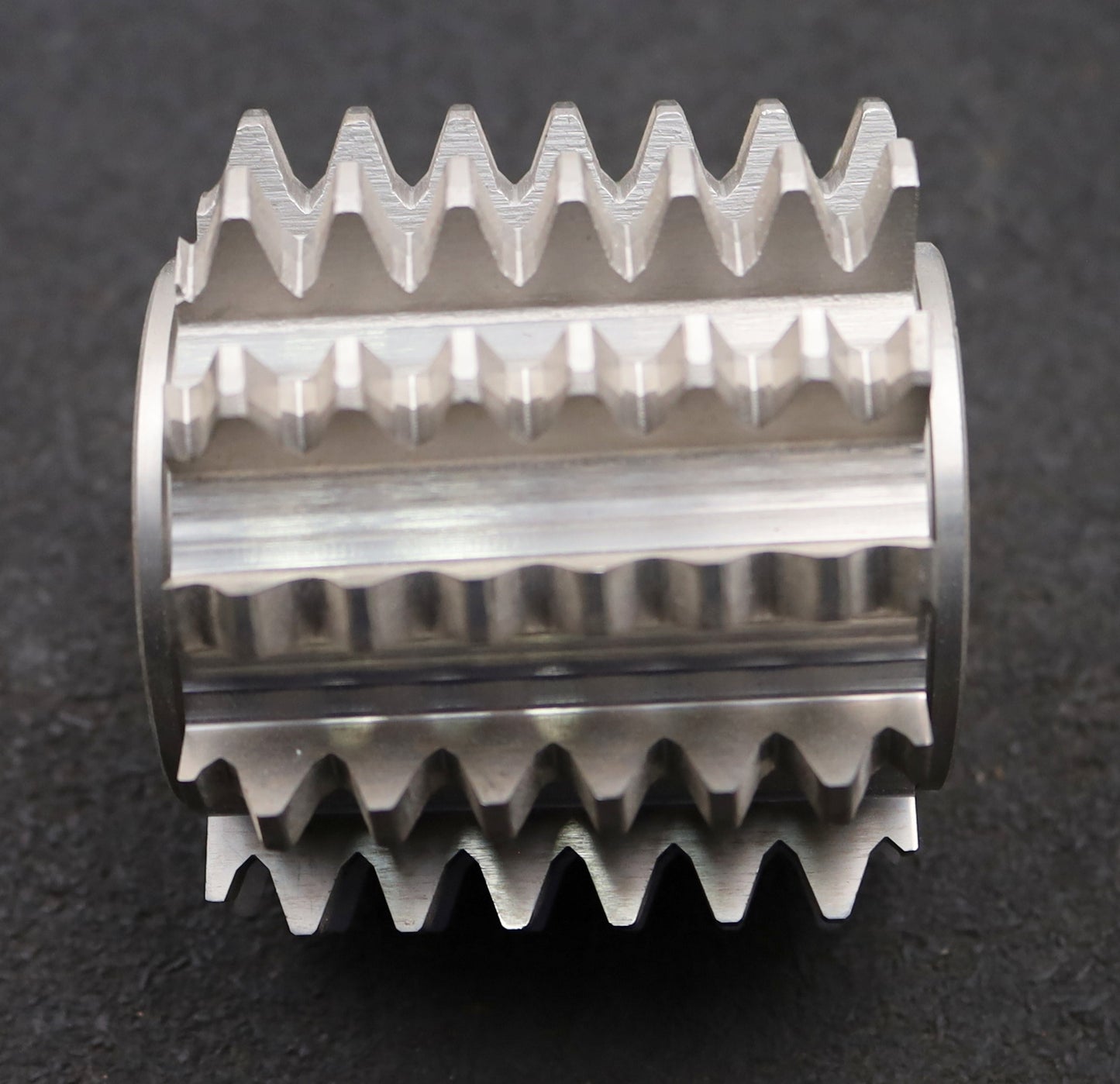 Bild des Artikels PWS-Zahnrad-Wälzfräser-m=-3,0mm-EGW-20°-BPIII-DIN-3972-Ø80x71xØ32mm-mit-LKN