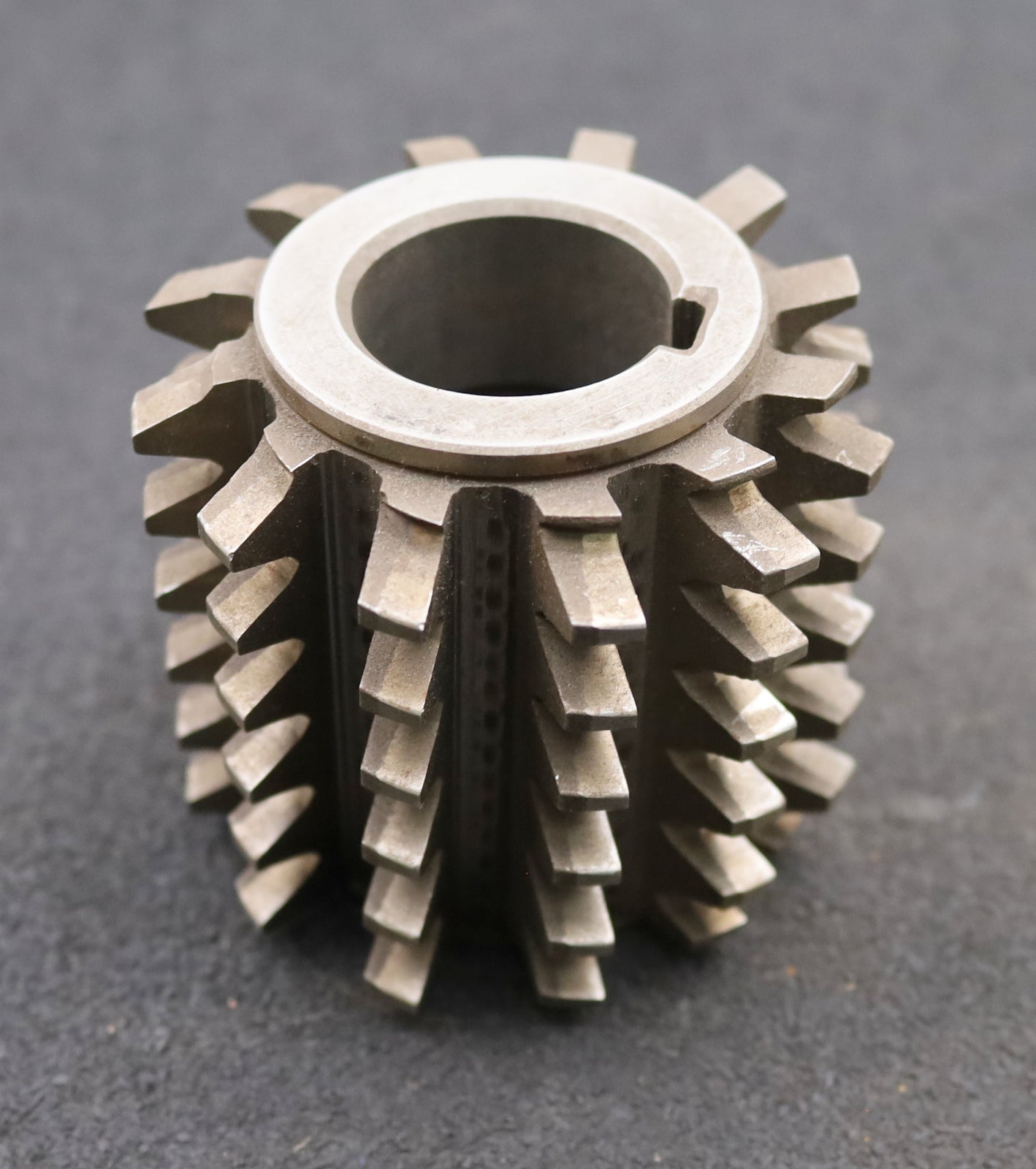 Bild des Artikels PWS-Zahnrad-Wälzfräser-m=-3,5mm-EGW-20°-BPII-DIN-3972-Ø80x71xØ32mm-LKN-1gg.Li.