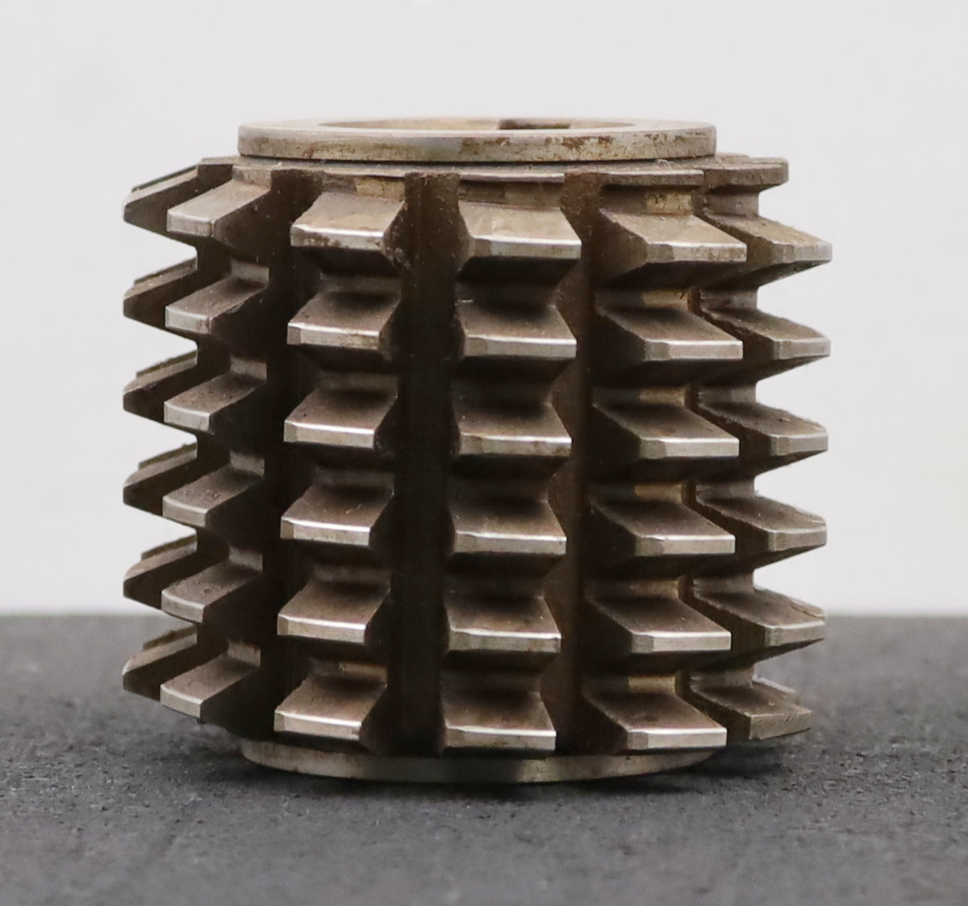 Bild des Artikels PWS-Zahnrad-Wälzfräser-m=-3,5mm-EGW-20°-BPII-DIN-3972-Ø80x70xØ32mm-mit-LKN