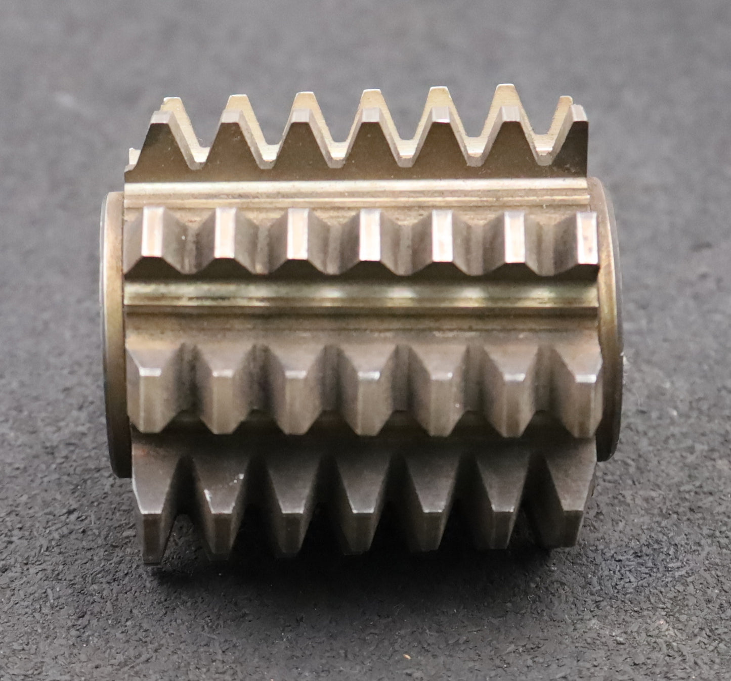 Bild des Artikels PWS-Zahnrad-Wälzfräser-m=-3,0mm-EGW-20°-BPIII-DIN-3972-Ø100x109xØ40mm-mit-LKN