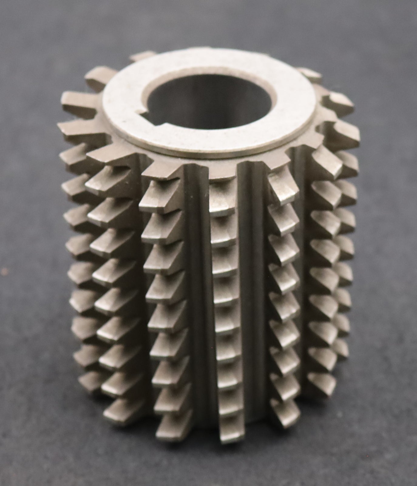 Bild des Artikels PWS-Zahnrad-Wälzfräser-m=-3,5mm-EGW-20°-BPII-nach-DIN-3972-Ø100x109xØ40mm-LKN