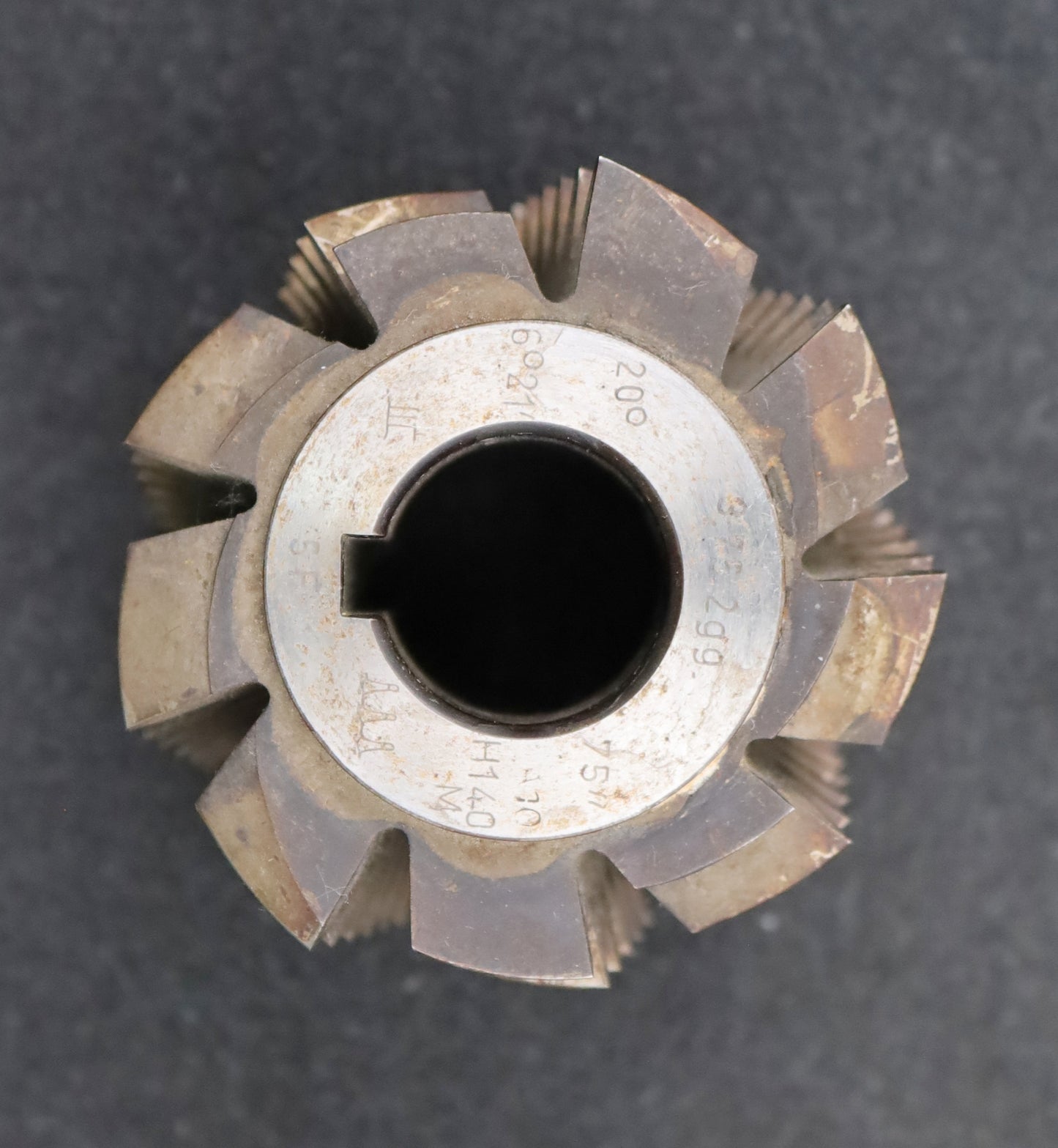 Bild des Artikels HENTZEN-Zahnrad-Wälzfräser-m=-3,75mm-EGW-20°-BPIII-nach-DIN-3972-Ø81x75xØ27mm