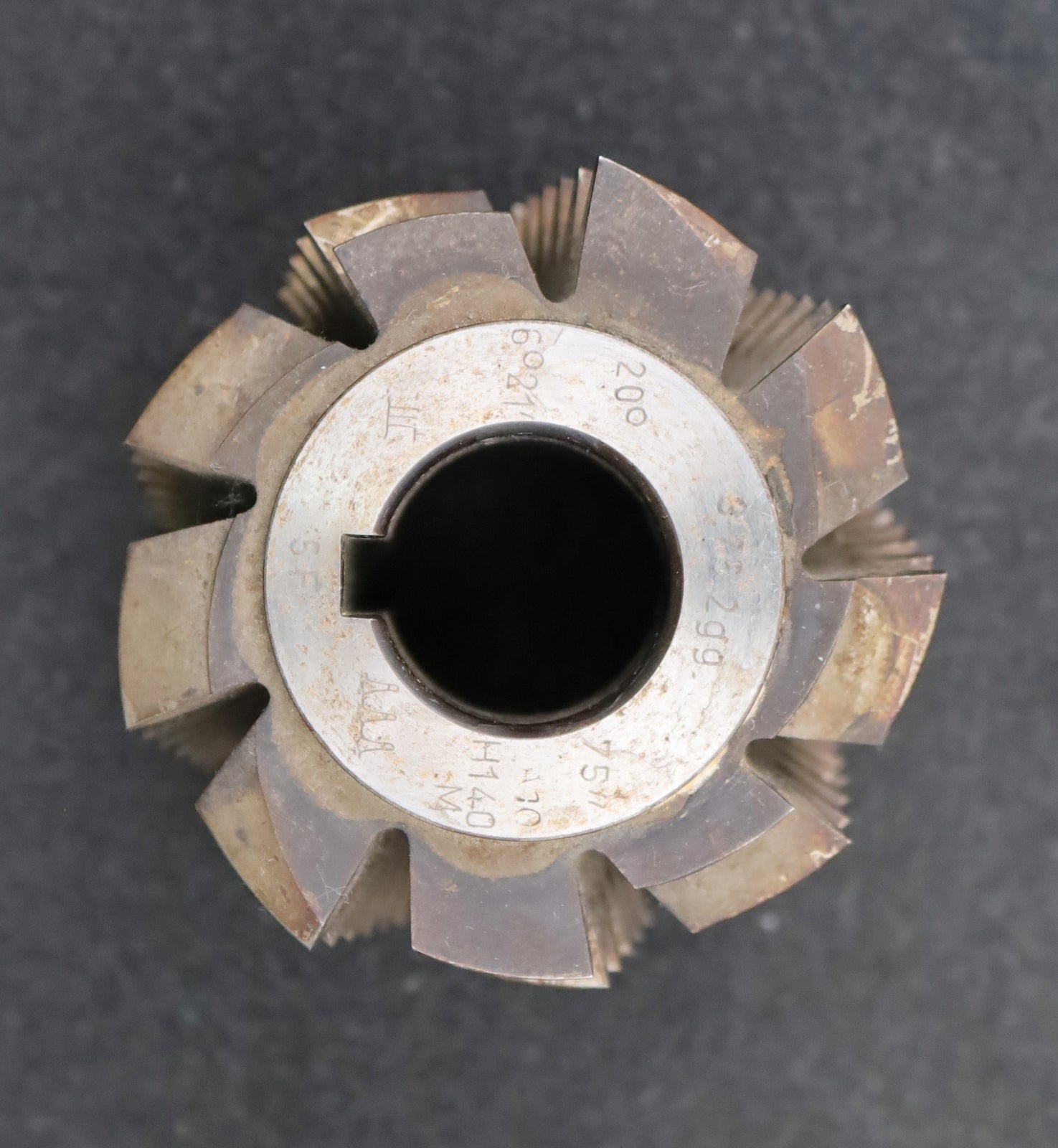 Bild des Artikels HENTZEN-Zahnrad-Wälzfräser-m=-3,75mm-EGW-20°-BPIII-nach-DIN-3972-Ø81x75xØ27mm