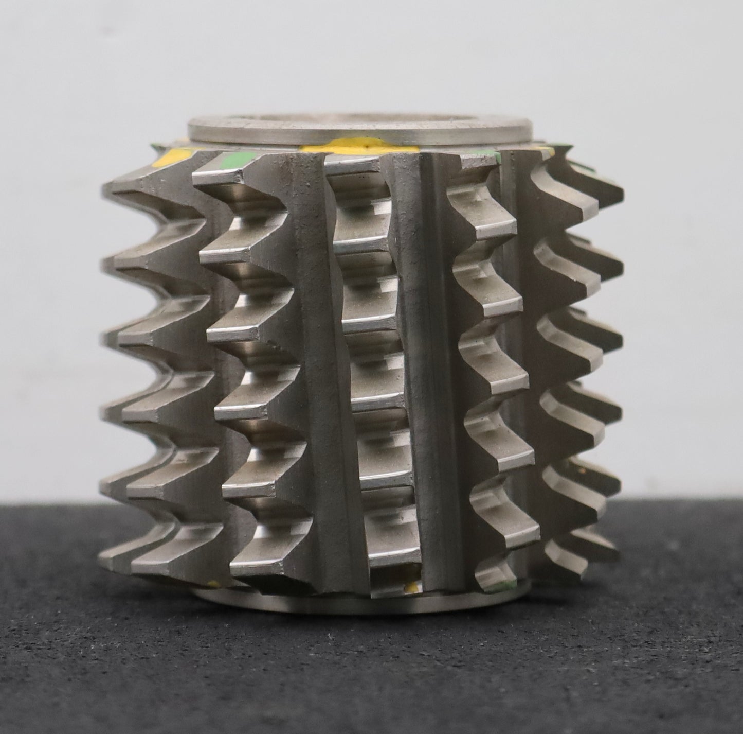 Bild des Artikels PWS-Zahnrad-Wälzfräser-m=-3,5mm-EGW-20°-BPIII-nach-DIN-3972-Ø79x71xØ32mm-mit-LKN