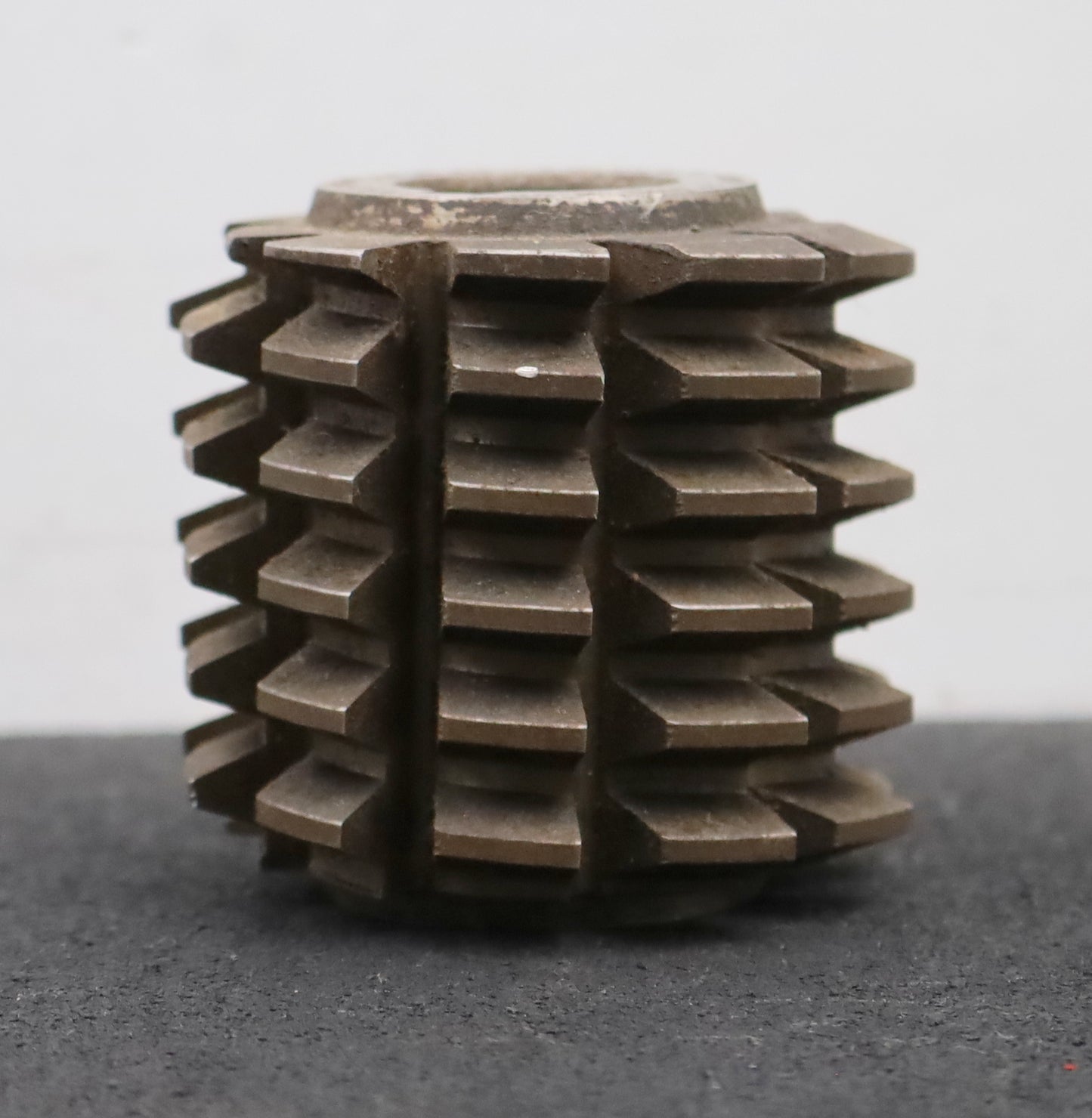 Bild des Artikels SVA-Zahnrad-Wälzfräser-m=-3,5mm-EGW-20°-Ø76x71xØ27mm-mit-LKN-1gg.-Links-