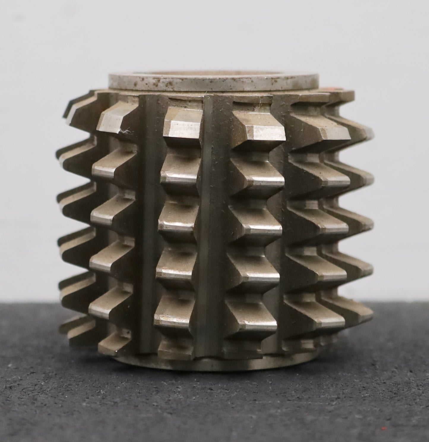 Bild des Artikels PWS-Zahnrad-Wälzfräser-m=-3,5mm-EGW-20°-BPII-DIN-3972-Ø80x70xØ32mm-1gg.-Links