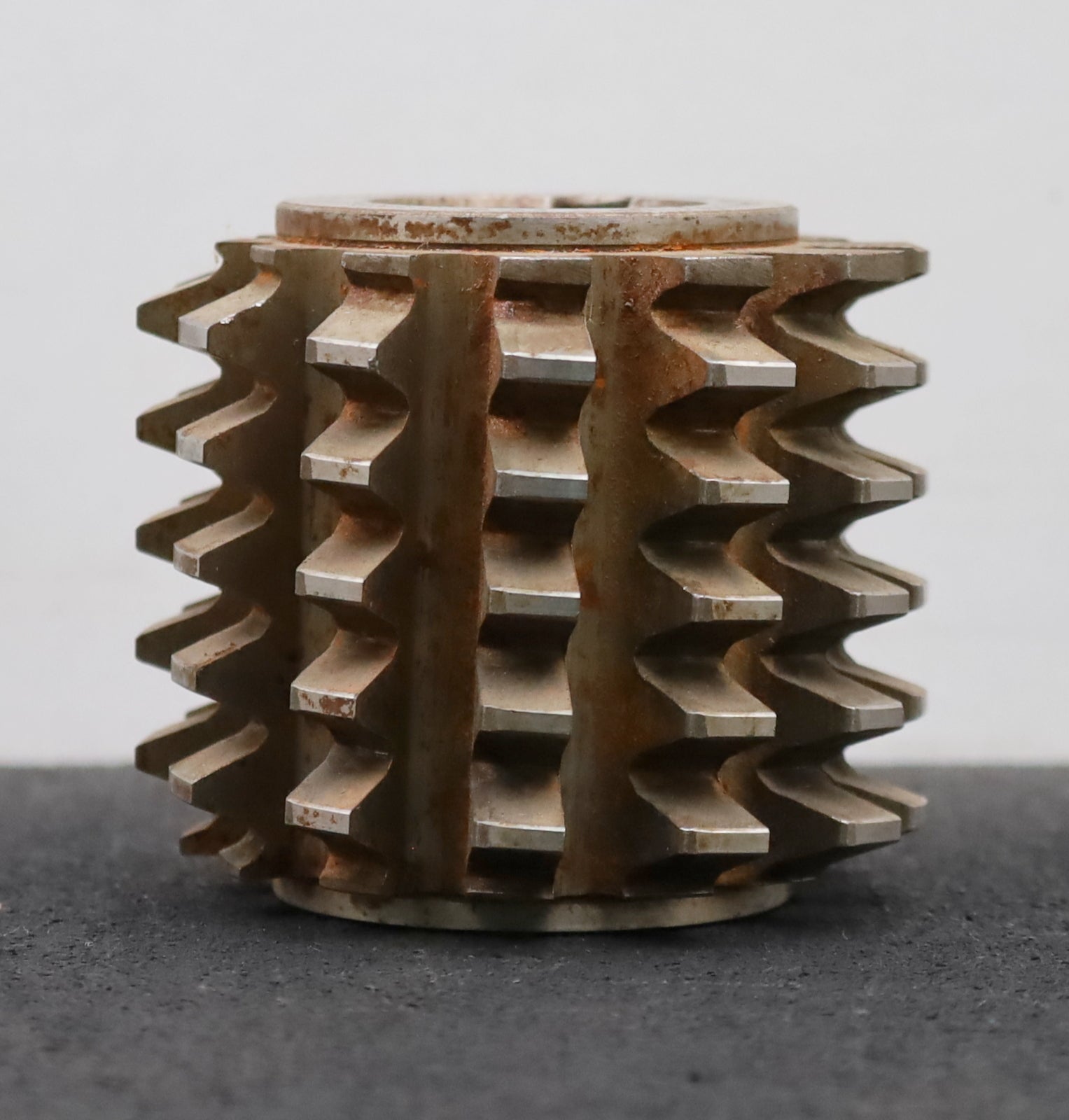 Bild des Artikels PWS-Zahnrad-Wälzfräser-m=-3,5mm-EGW-20°-BPII-DIN-3972-Ø80x70xØ32mm-12-Spannuten