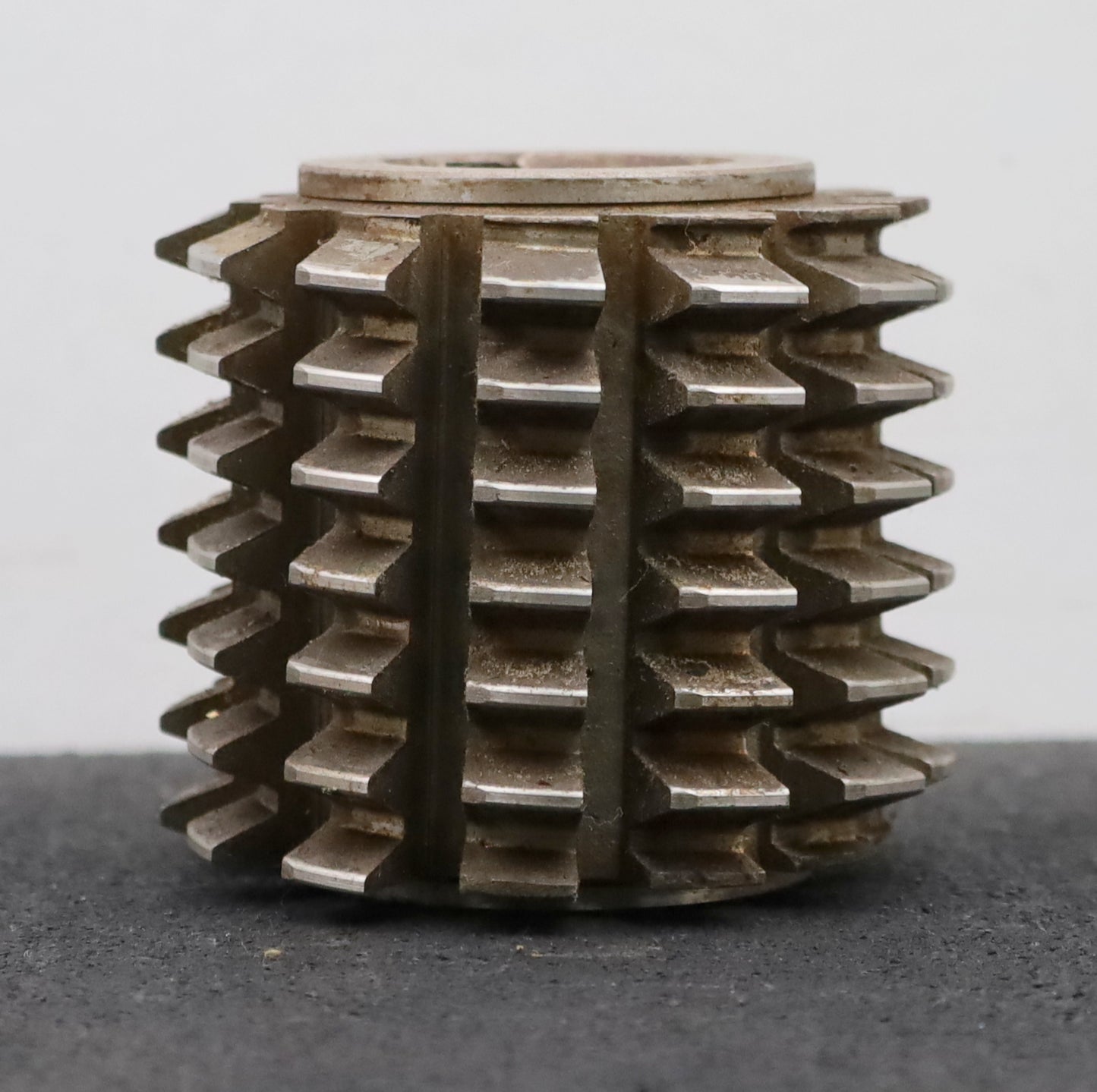 Bild des Artikels PWS-Zahnrad-Wälzfräser-m=-3,0mm-EGW-20°-BPIII-DIN-3972-Ø80x71xØ32mm