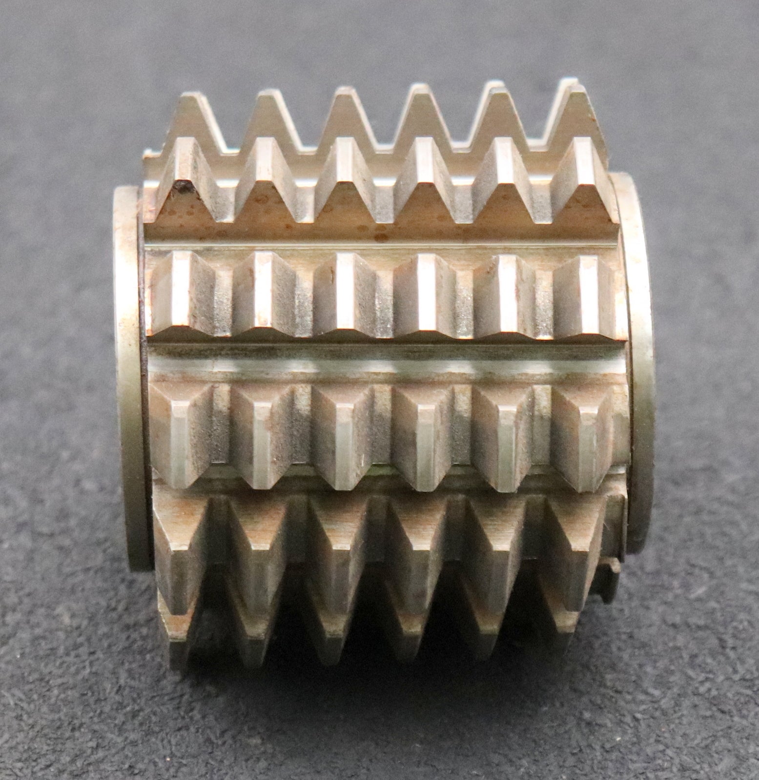 Bild des Artikels PWS-Zahnrad-Wälzfräser-m=-3,25mm-EGW-20°-BPIII-DIN-3972-Ø81x70xØ32mm-LKN