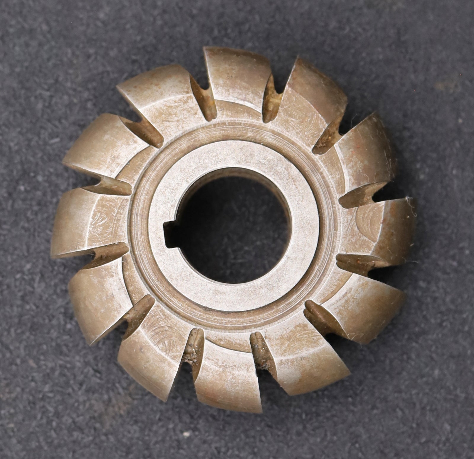 Bild des Artikels Halbrund-Formfräser-konvex-Radiusfräser-Radius-14mm-Ø90x28xØ27mm-mit-LKN