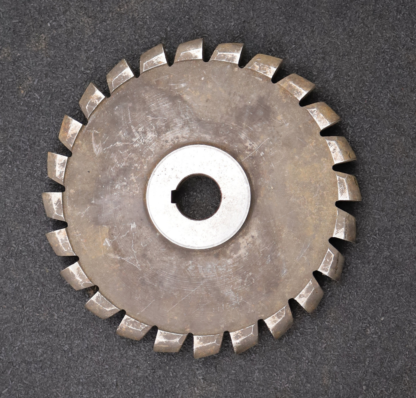 Bild des Artikels Halbrund-Formfräser-konvex-Radiusfräser-Radius-8mm-Ø157x16xØ22mm-LKN-hinterdreht