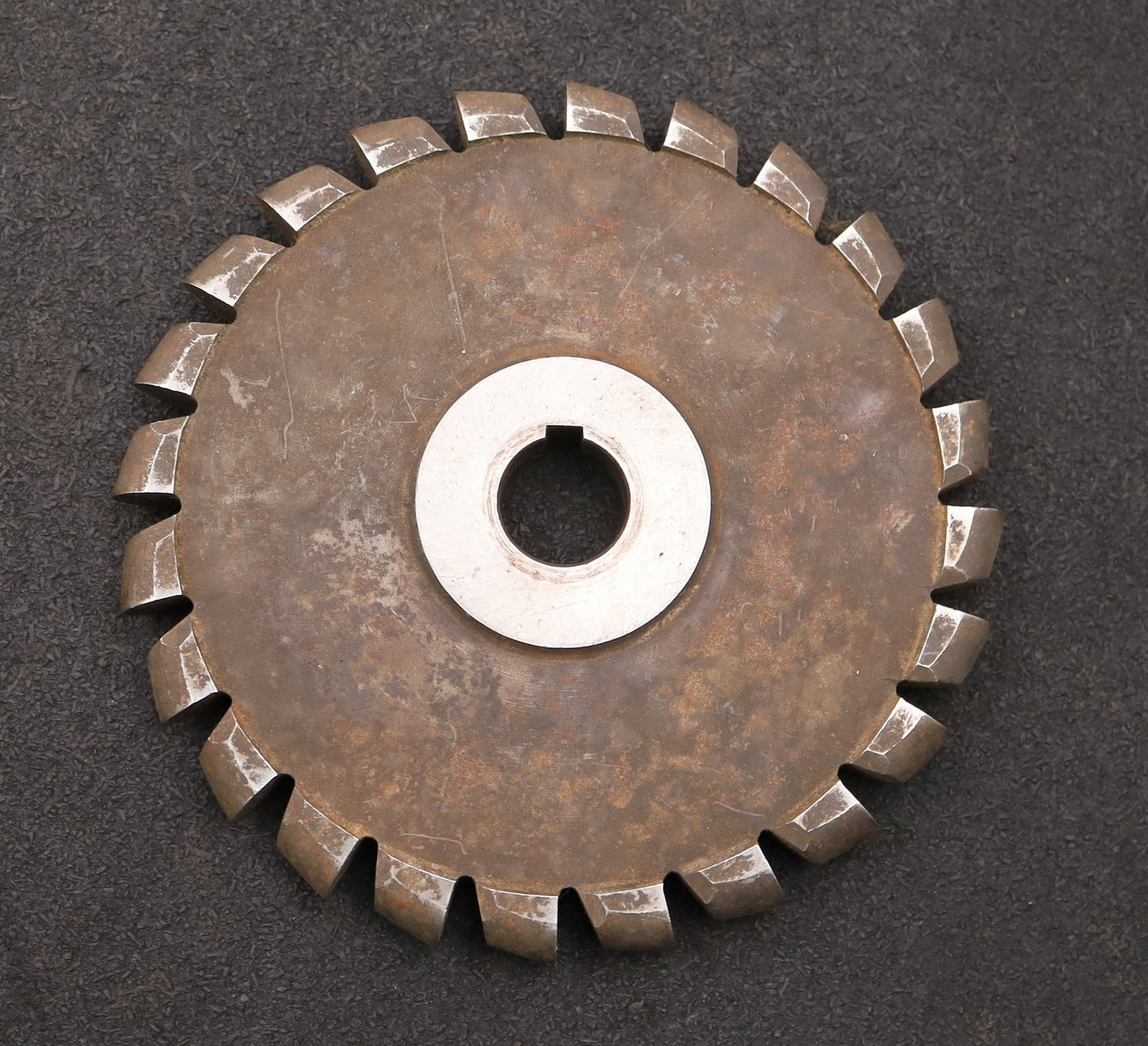 Bild des Artikels Halbrund-Formfräser-konvex-Radiusfräser-Radius-8mm-Ø157x16xØ22mm-LKN-hinterdreht