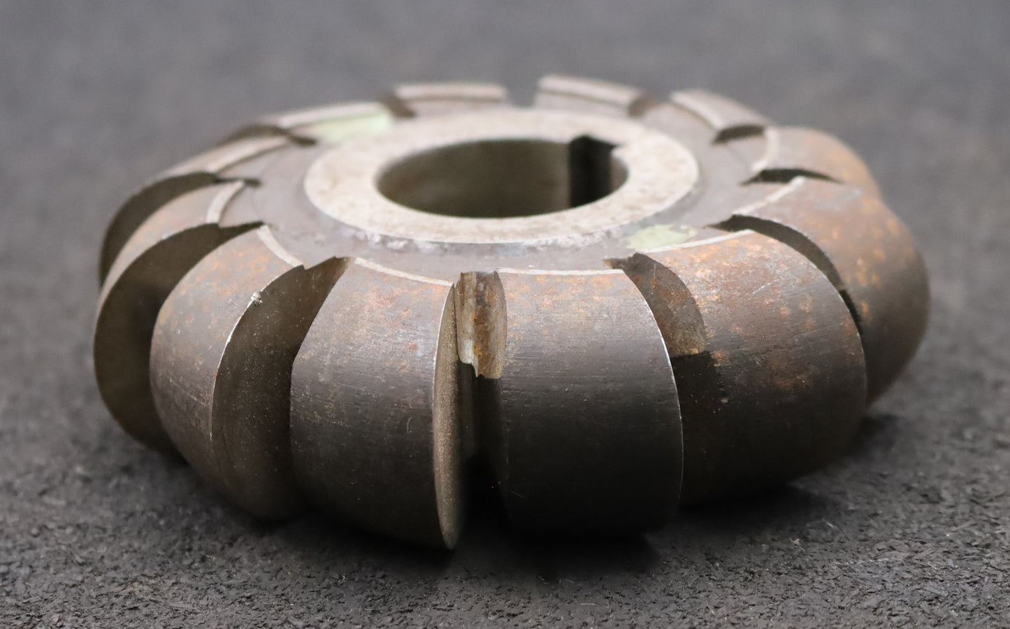 Bild des Artikels FIRTH-BROWN-Rollkettenrad-Formfräser-Teilung=-9,525mm=-3/8''-Ø70x27mm-Profil-1