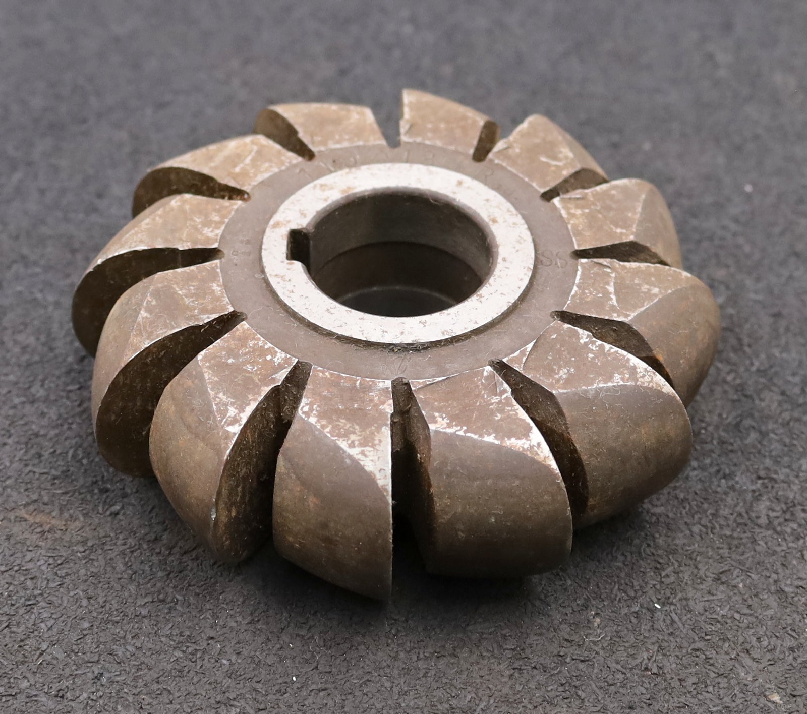 Bild des Artikels Halbrund-Formfräser-konvex-Radiusfräser-Radius-17mm-Ø115x34xØ32mm-mit-LKN