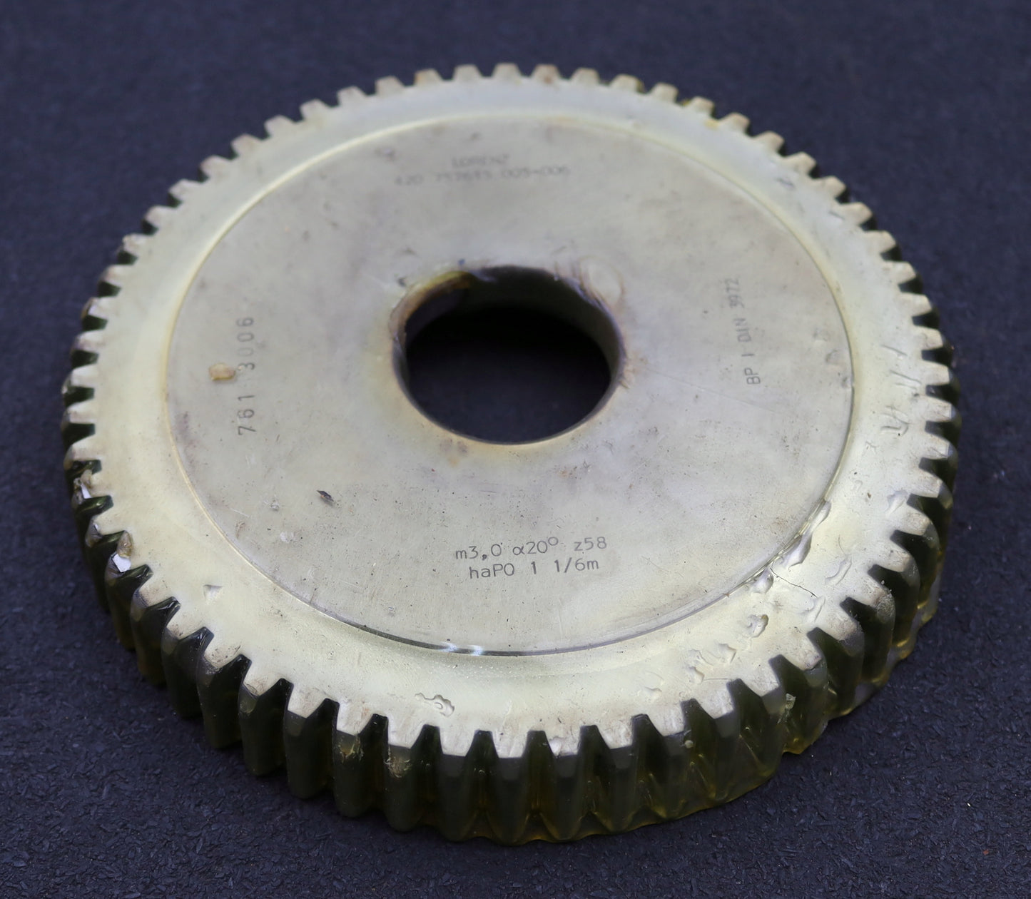 Bild des Artikels LORENZ-Scheibenschneidrad-m=-3mm-EGW-20°-Z=-58-haP0-1-1/6m-BP-I-Ø180x25xØ1-3/4"