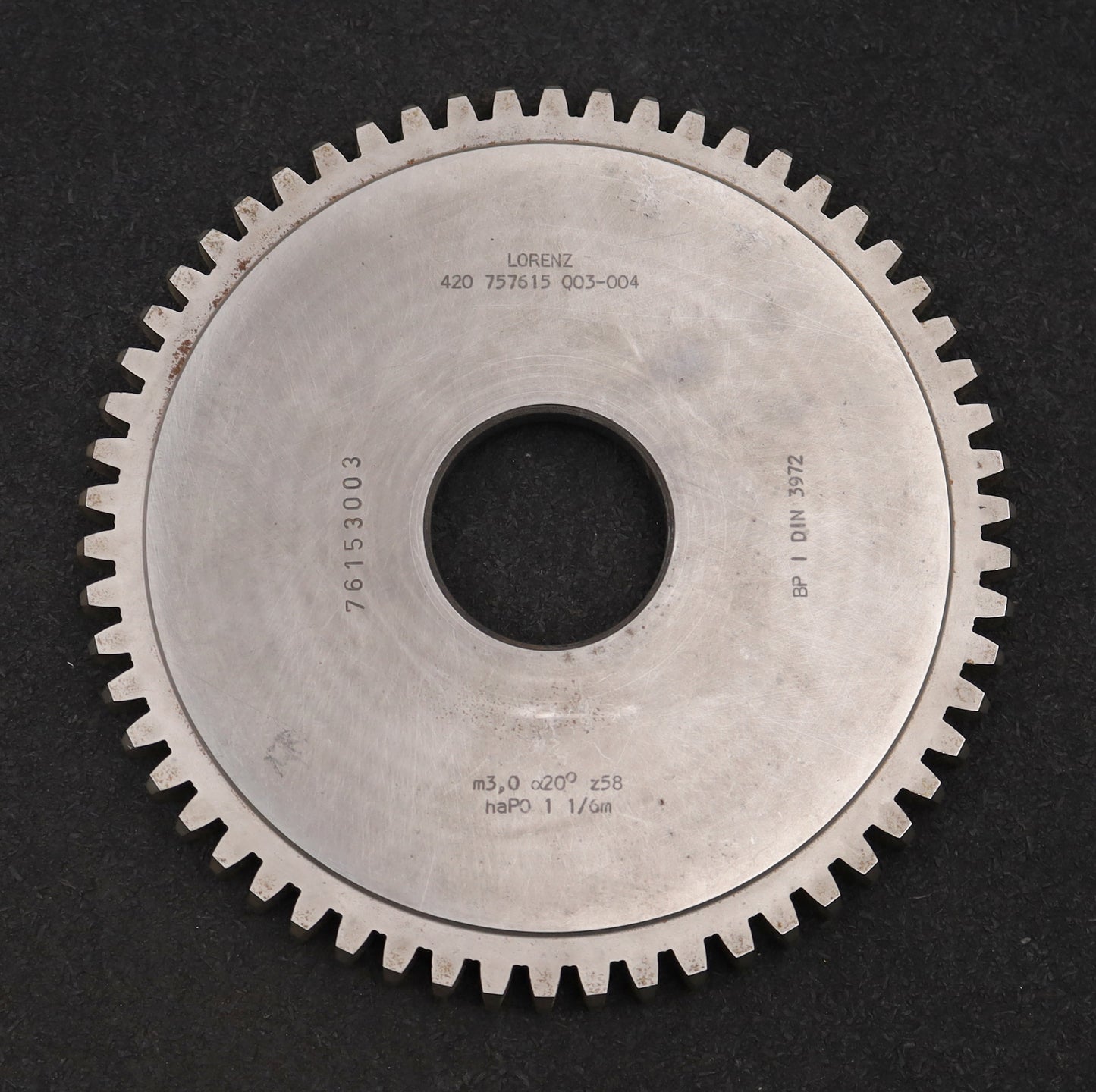 Bild des Artikels LORENZ-Scheibenschneidrad-m=-3,0mm-EGW-20°-Z=-58-haP0=-1-1/6m-BP-I-DIN3972