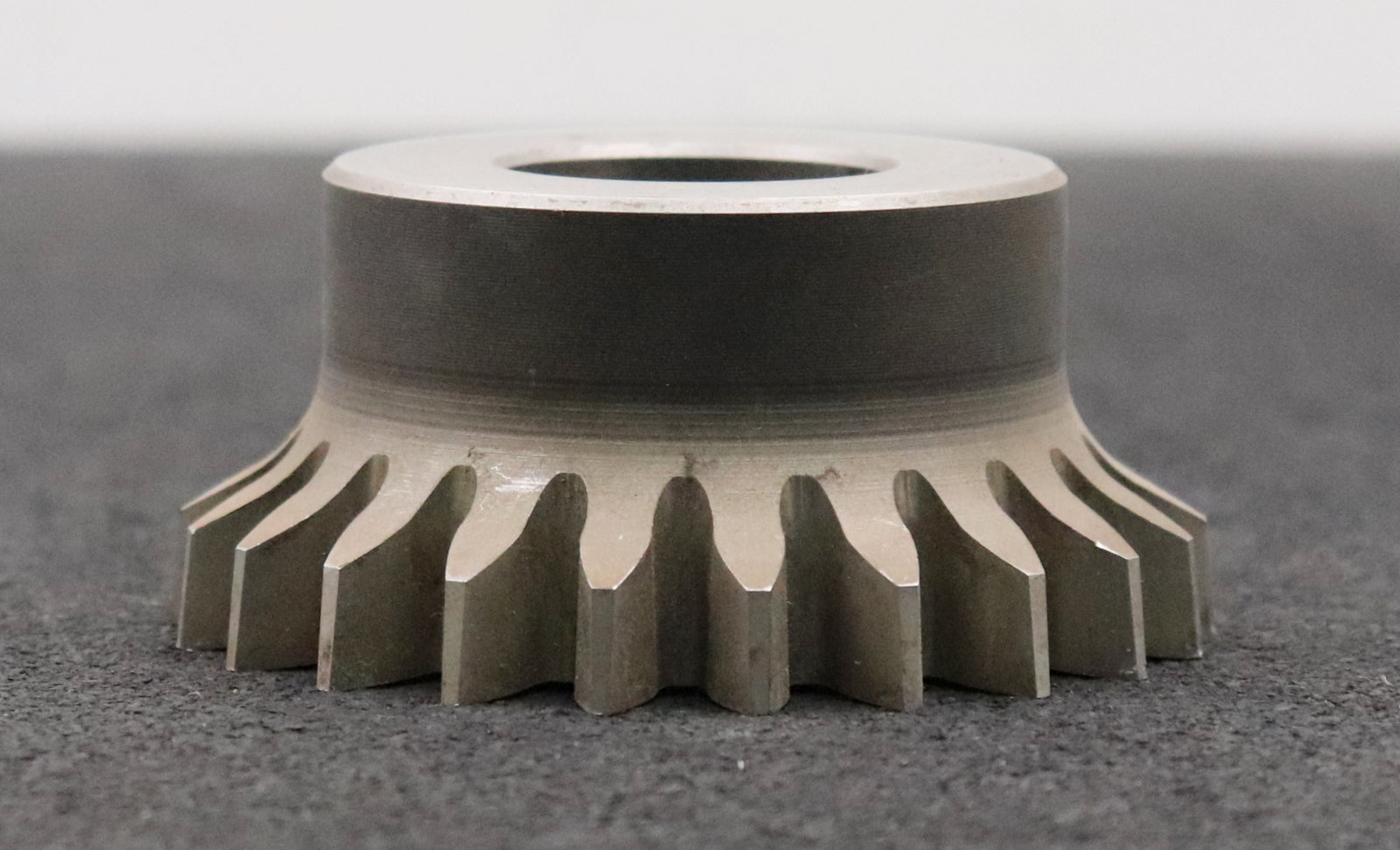 Bild des Artikels PWS-Glockenschneidrad-m=-3,5mm-EGW-20°-Z=-22-BP-II-Ø87x39xØ1-1/4"-gebraucht