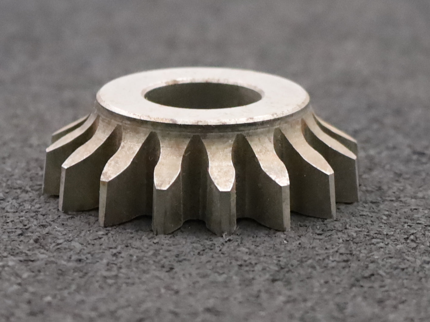 Bild des Artikels PWS-Glockenschneidrad-m=-3mm-EGW-20°-Z=-16-BP-II-Ø55x17xØ20mm-gebraucht