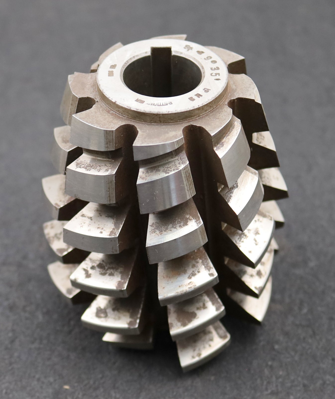 Bild des Artikels STOCK-Schneckenrad-Wälzfräser-worm-wheel-hob-m=-6,5mm-EGW-20°-TeilkreisØ-73mm