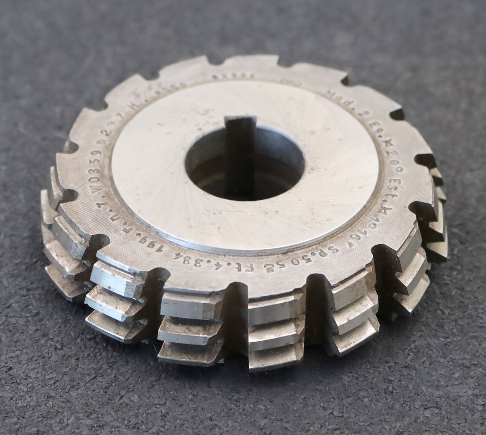 Bild des Artikels GPS-Schneckenrad-Wälzfräser-worm-wheel-hob-m=-2mm-EGW-20°-Frästiefe-4,334mm