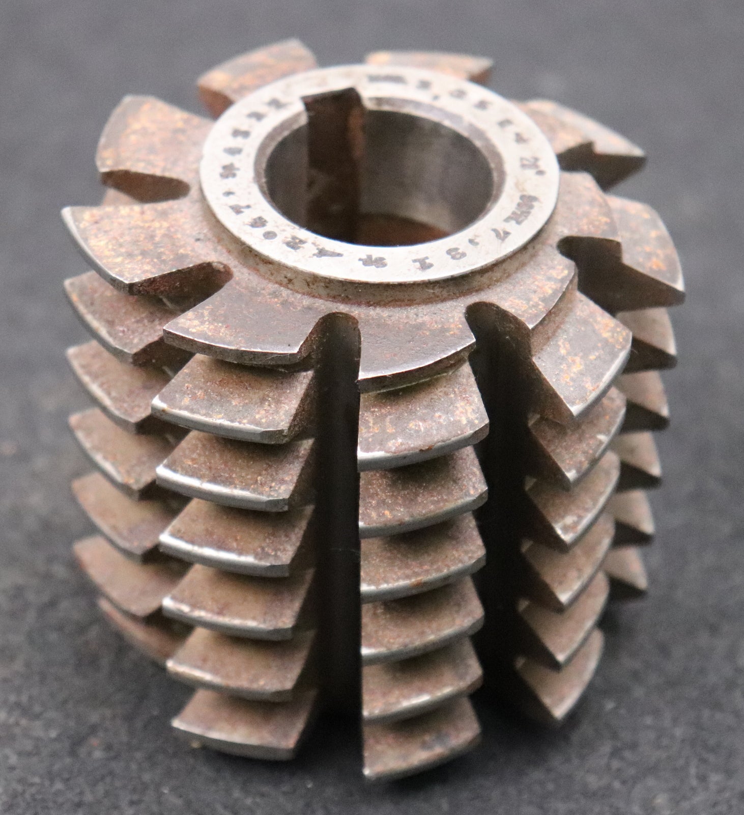 Bild des Artikels R.STOCK-Zahnrad-Wälzfräser-gear-hob-m=-3,25mm-EGW-20°-Ø74x71xØ27mm-mit-LKN