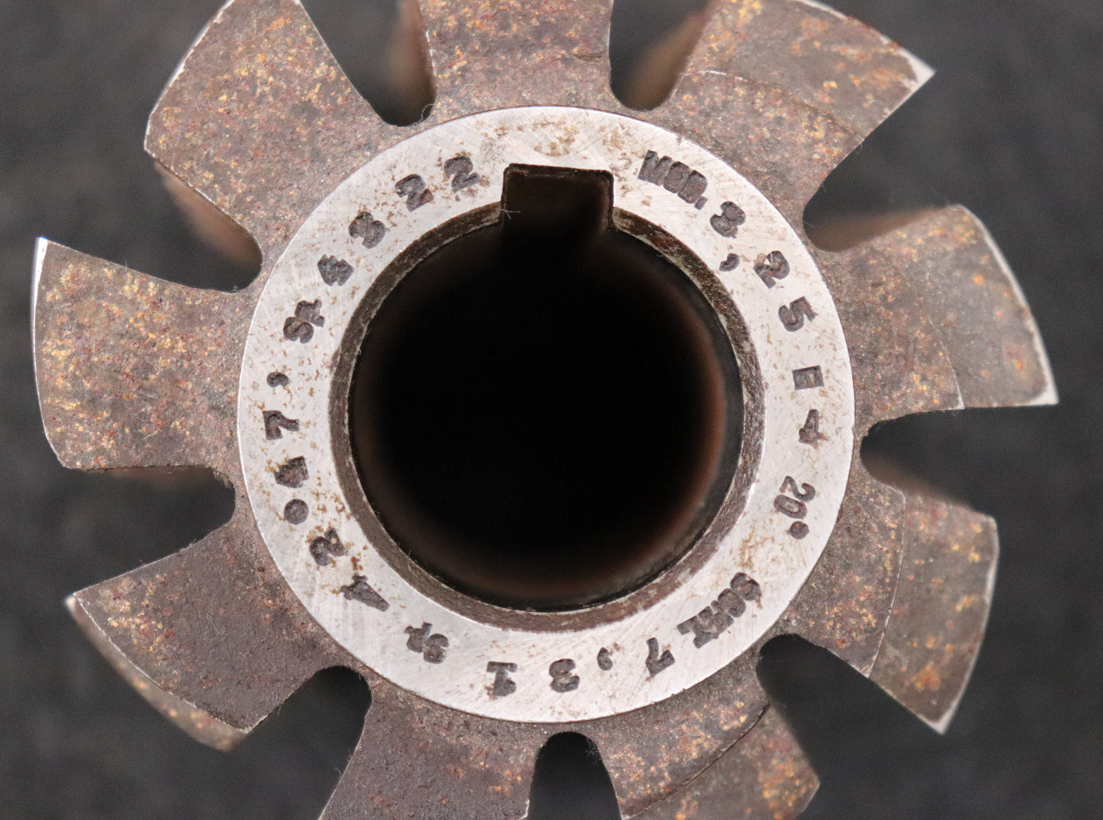 Bild des Artikels R.STOCK-Zahnrad-Wälzfräser-gear-hob-m=-3,25mm-EGW-20°-Ø74x71xØ27mm-mit-LKN