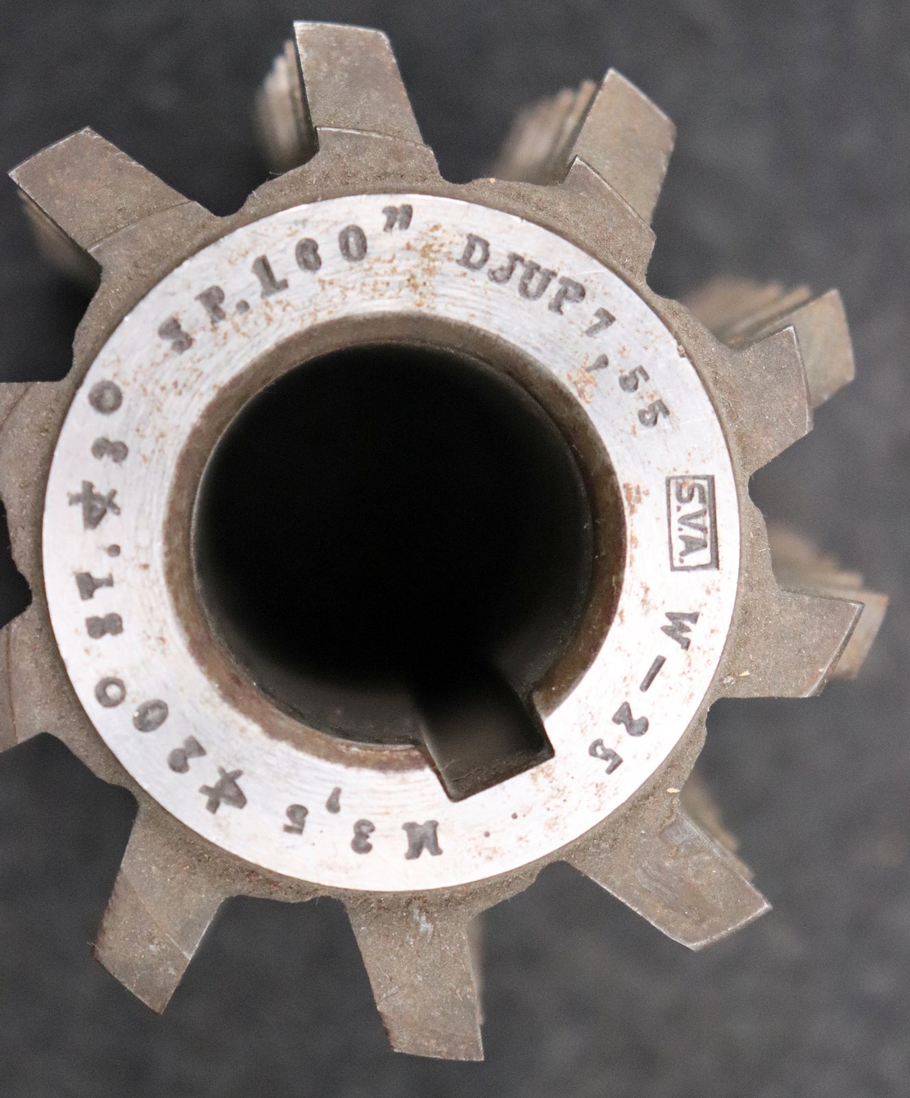 Bild des Artikels SVA-Zahnrad-Wälzfräser-gear-hob-m=-3,5mm-EGW-20°-Ø72x71xØ27mm-mit-LKN