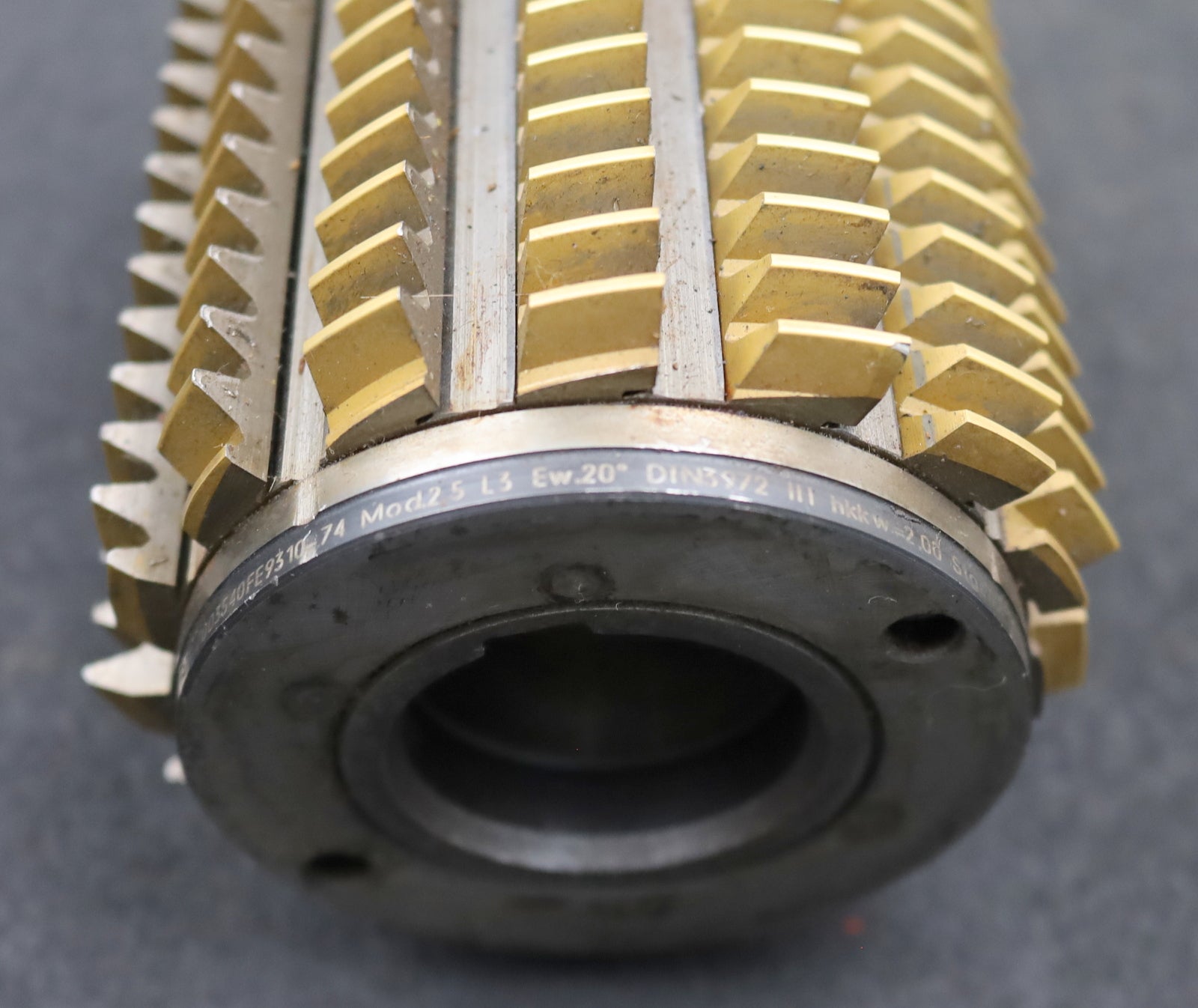 Bild des Artikels FETTE-Zahnrad-Wälzfräser-gear-hob-m=-2,5mm-EGW-20°-Ø106x150xØ40mm-mit-LKN