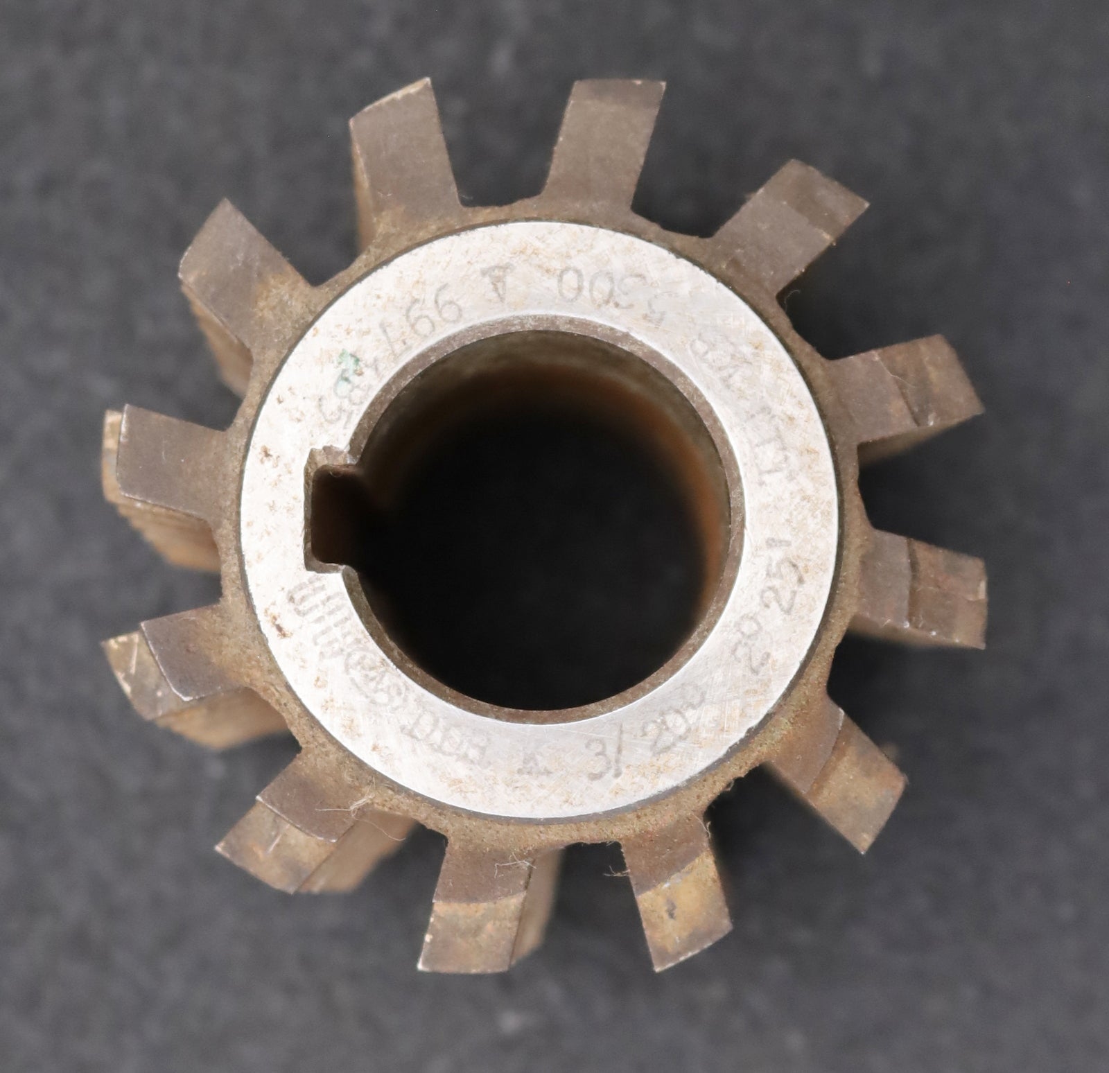 Bild des Artikels Zahnrad-Wälzfräser-gear-hob-m=-3,0mm-EGW-20°-BPIII-nach-DIN-3972-Ø81x75xØ27mm