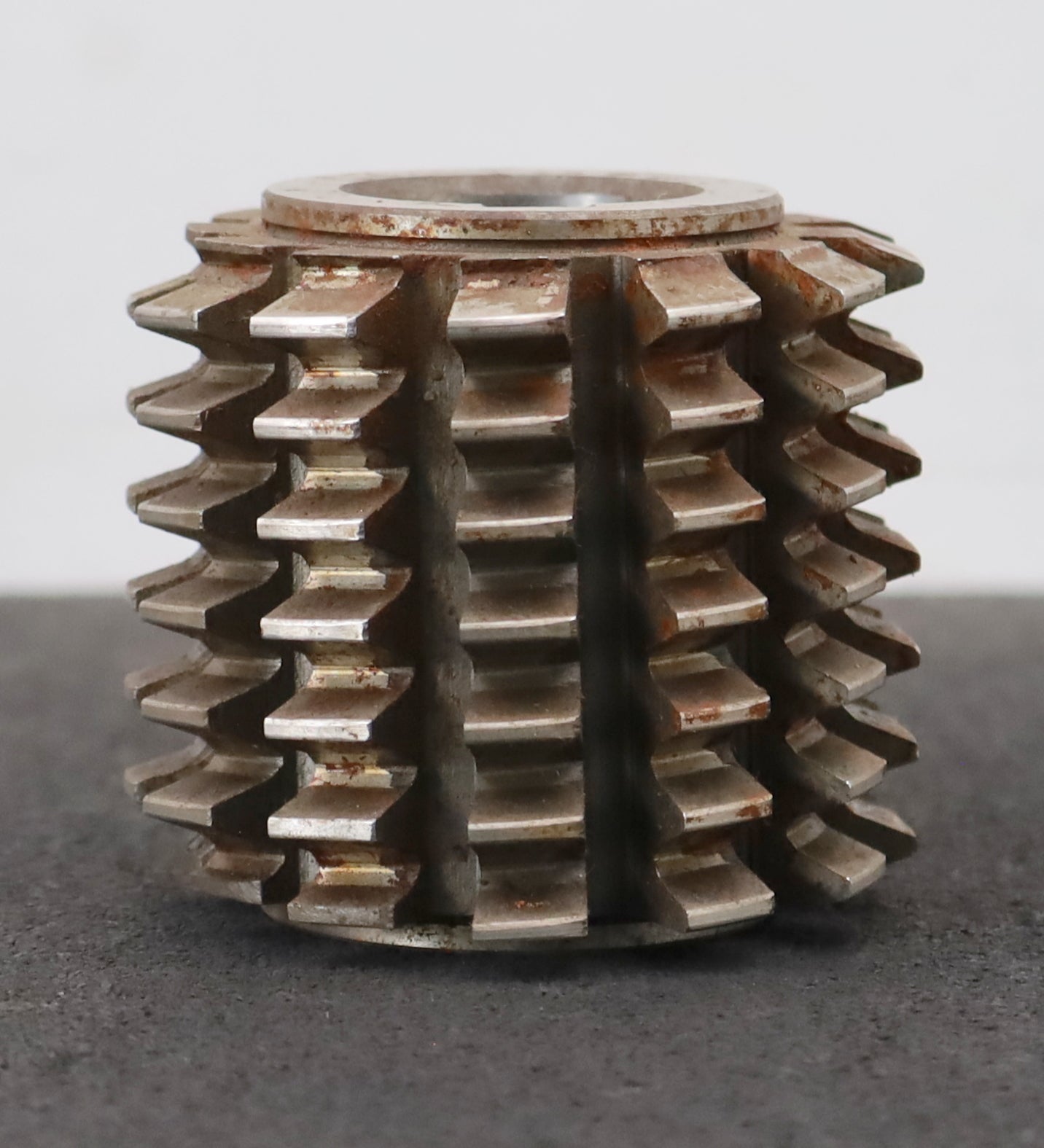 Bild des Artikels PWS-Zahnrad-Wälzfräser-gear-hob-m=-3,0mm-EGW-20°-BPIII-DIN-3972-Ø80x70xØ32mm