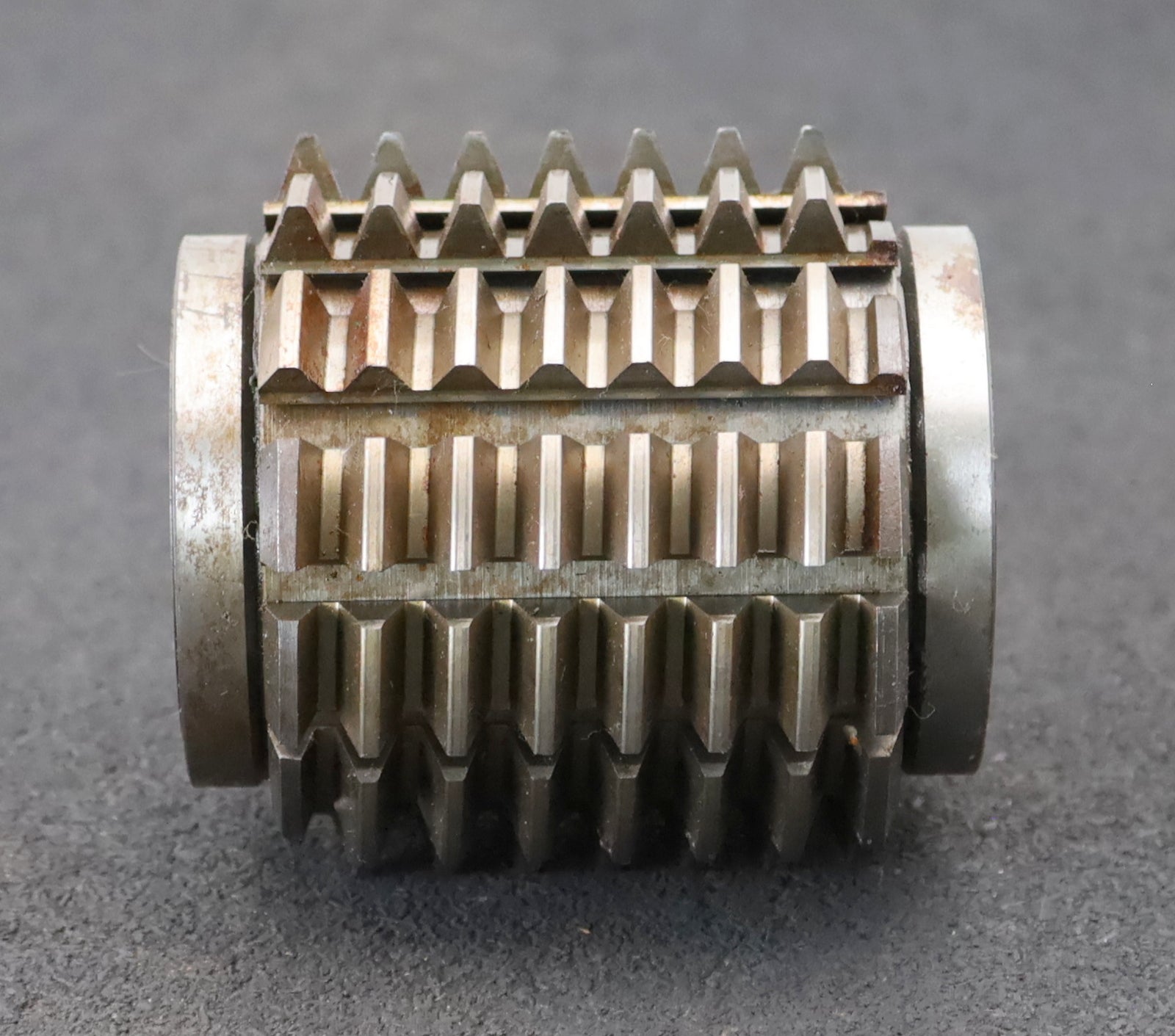 Bild des Artikels FETTE-Zahnrad-Wälzfräser-gear-hob-m=-3,0mm-EGW-20°-BPII-nach-DIN-3972