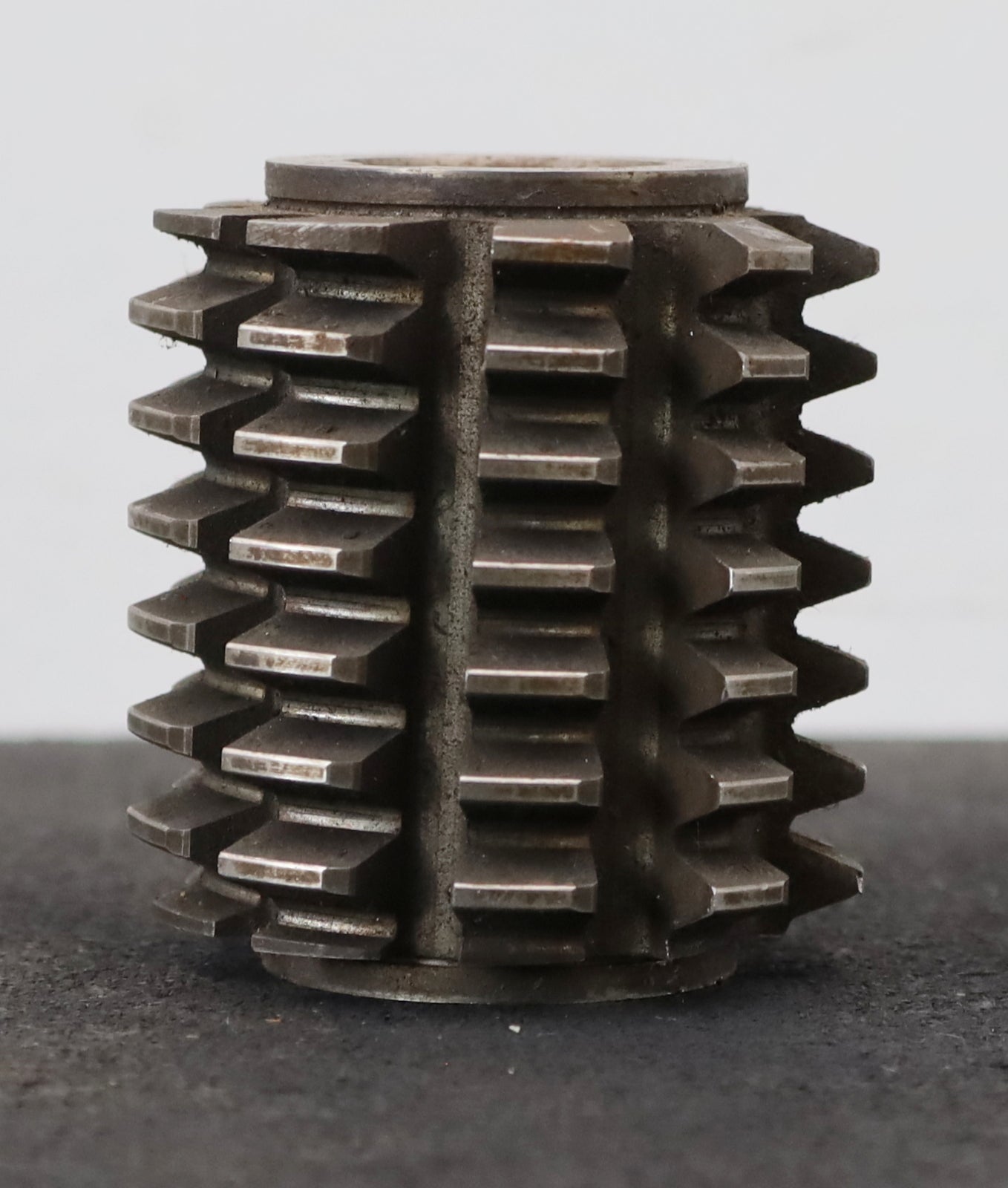 Bild des Artikels KLINGELNBERG-Zahnrad-Wälzfräser-gear-hob-m=-3,0mm-EGW-20°-Ø69x75xØ27mm-mit-LKN