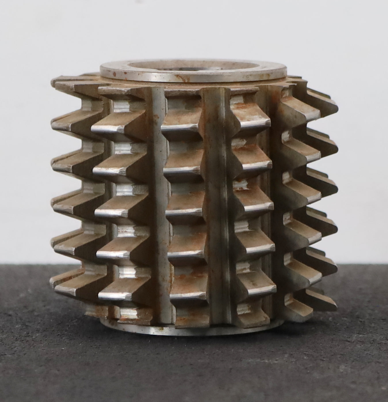 Bild des Artikels PWS-Zahnrad-Wälzfräser-gear-hob-m=-3,5mm-EGW-20°-BPIV-nach-DIN-3972-Ø81x71xØ32mm