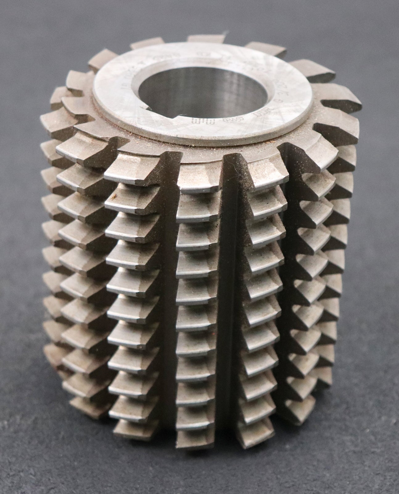 Bild des Artikels PWS-Zahnrad-Wälzfräser-gear-hob-m=-3,0mm-20°-EGW-BPII-DIN-3972-Ø101x108xØ40mm