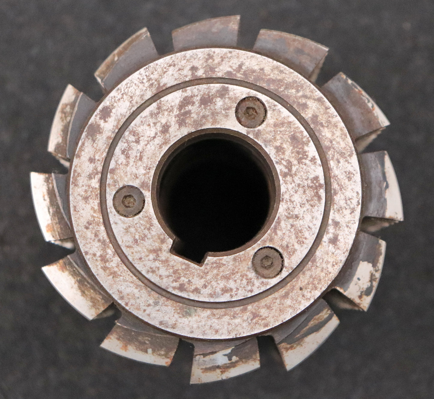 Bild des Artikels Zahnrad-Wälzfräser-gear-hob-m=-3,0mm-20°-EGW-Ø92x96xØ27mm-mit-LKN-1gg.-Rechts