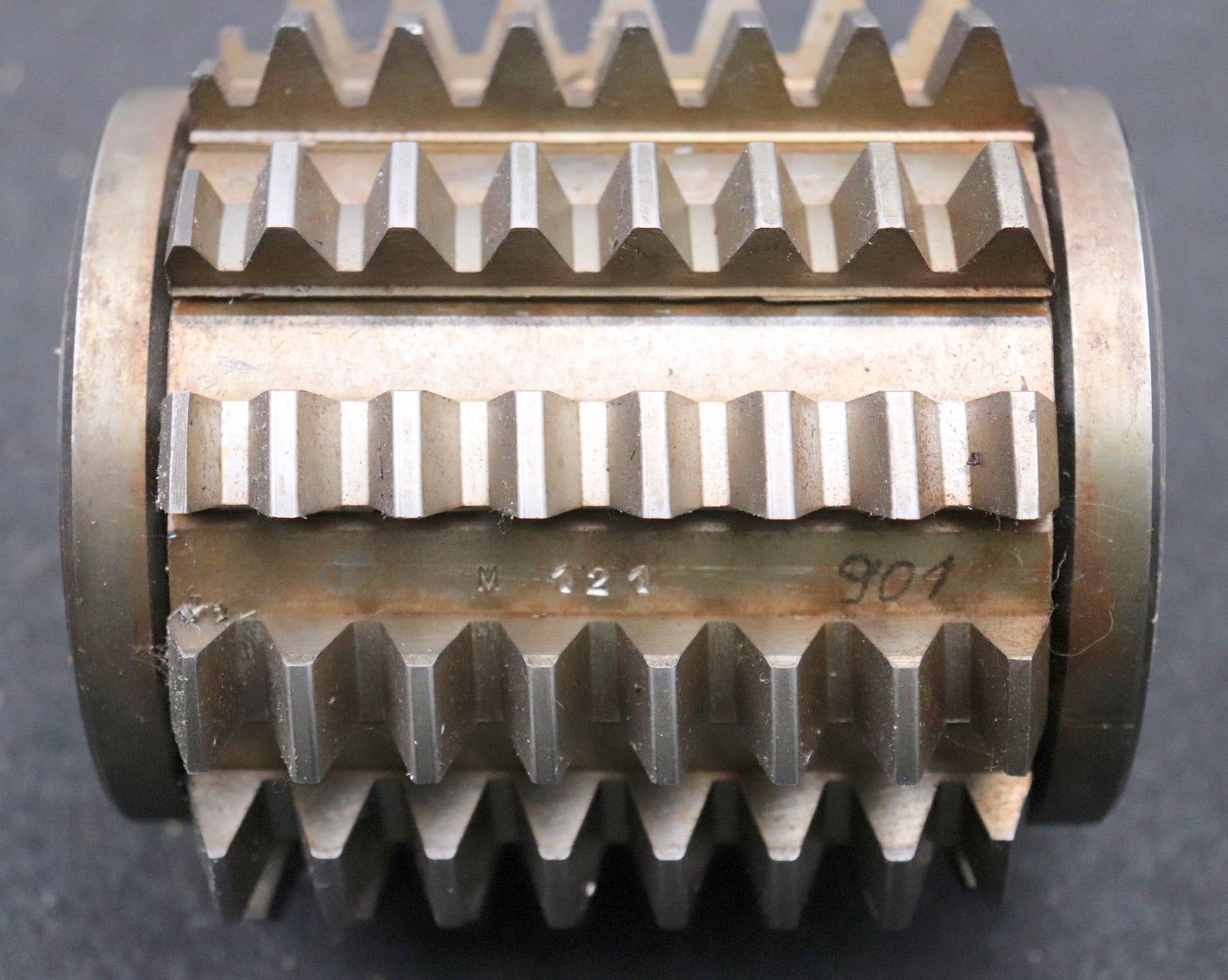 Bild des Artikels FETTE-Zahnrad-Wälzfräser-gear-hob-m=-3,5mm-20°-EGW-BPII-nach-DIN-3972