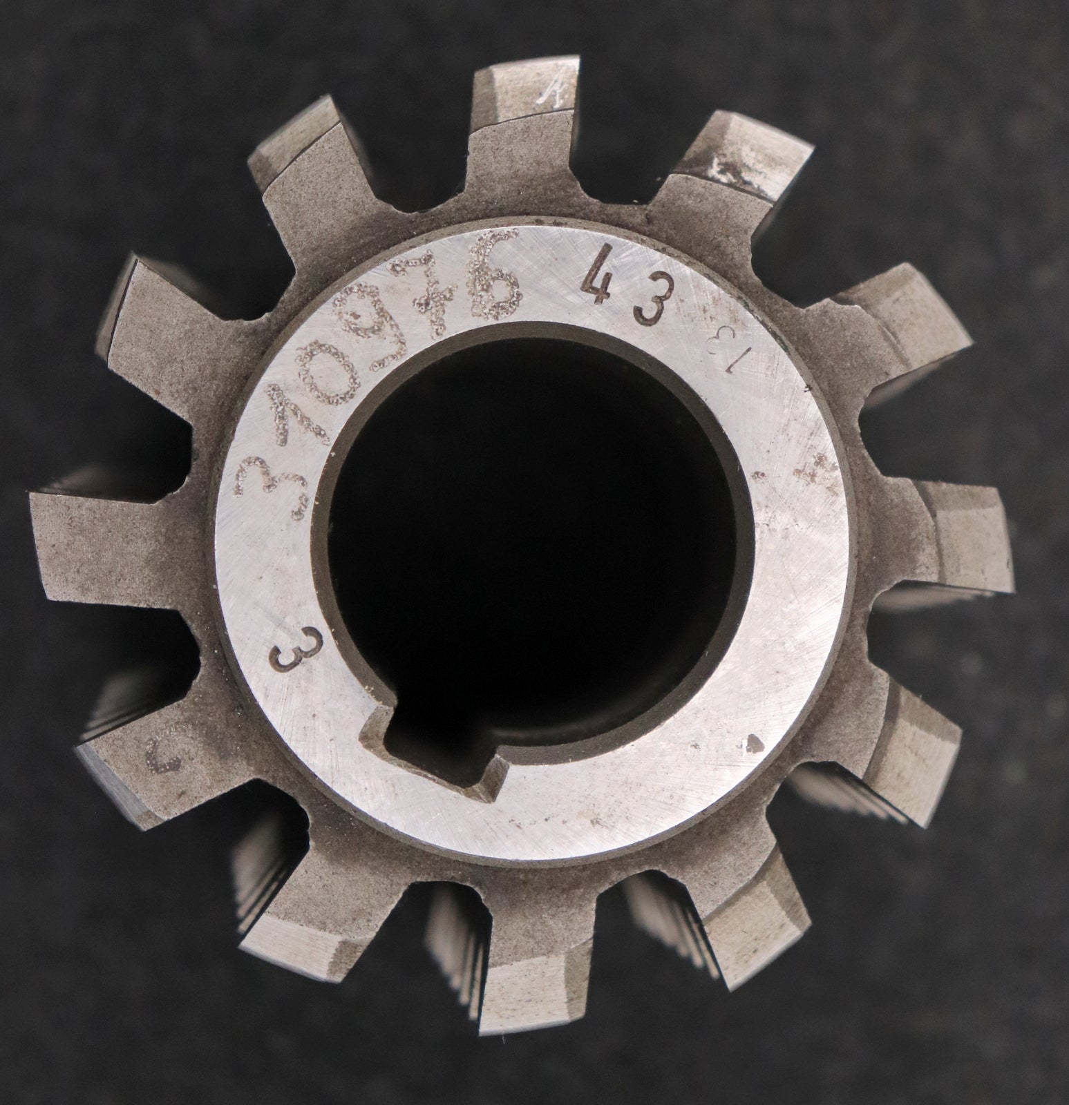 Bild des Artikels PWS-Zahnrad-Wälzfräser-gear-hob-m=-3,0mm-20°-EGW-BPII-nach-DIN-3972-Ø80x71xØ32mm