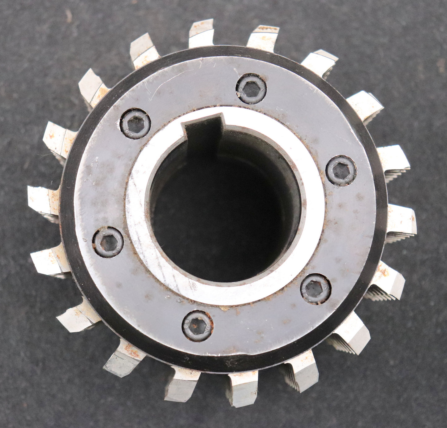 Bild des Artikels SAAZOR-Zahnrad-Wälzfräser-gear-hob-m=-3,0mm-20°-EGW-BPI-DIN-3972-Ø127x156xØ40mm