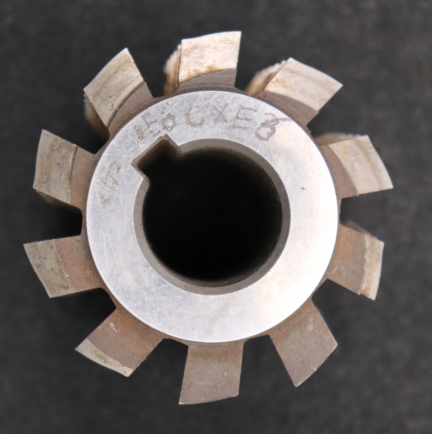 Bild des Artikels Zahnrad-Wälzfräser-m=-3,5mm-EGW-20°-Ø74x76xØ27mm-mit-LKN-1gg.-Rechts