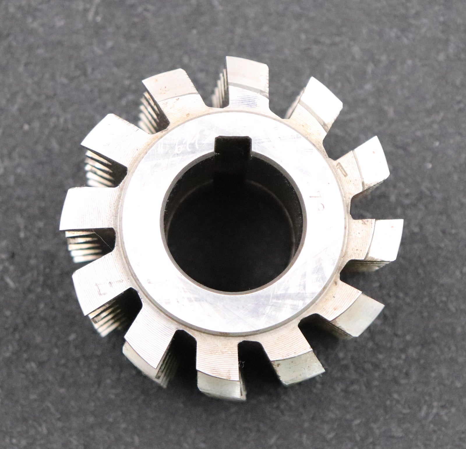 Bild des Artikels PWS-Zahnrad-Wälzfräser-m=-3,25mm-EGW-20°-BPIII-nach-DIN-3972-Ø180x70xØ32mm